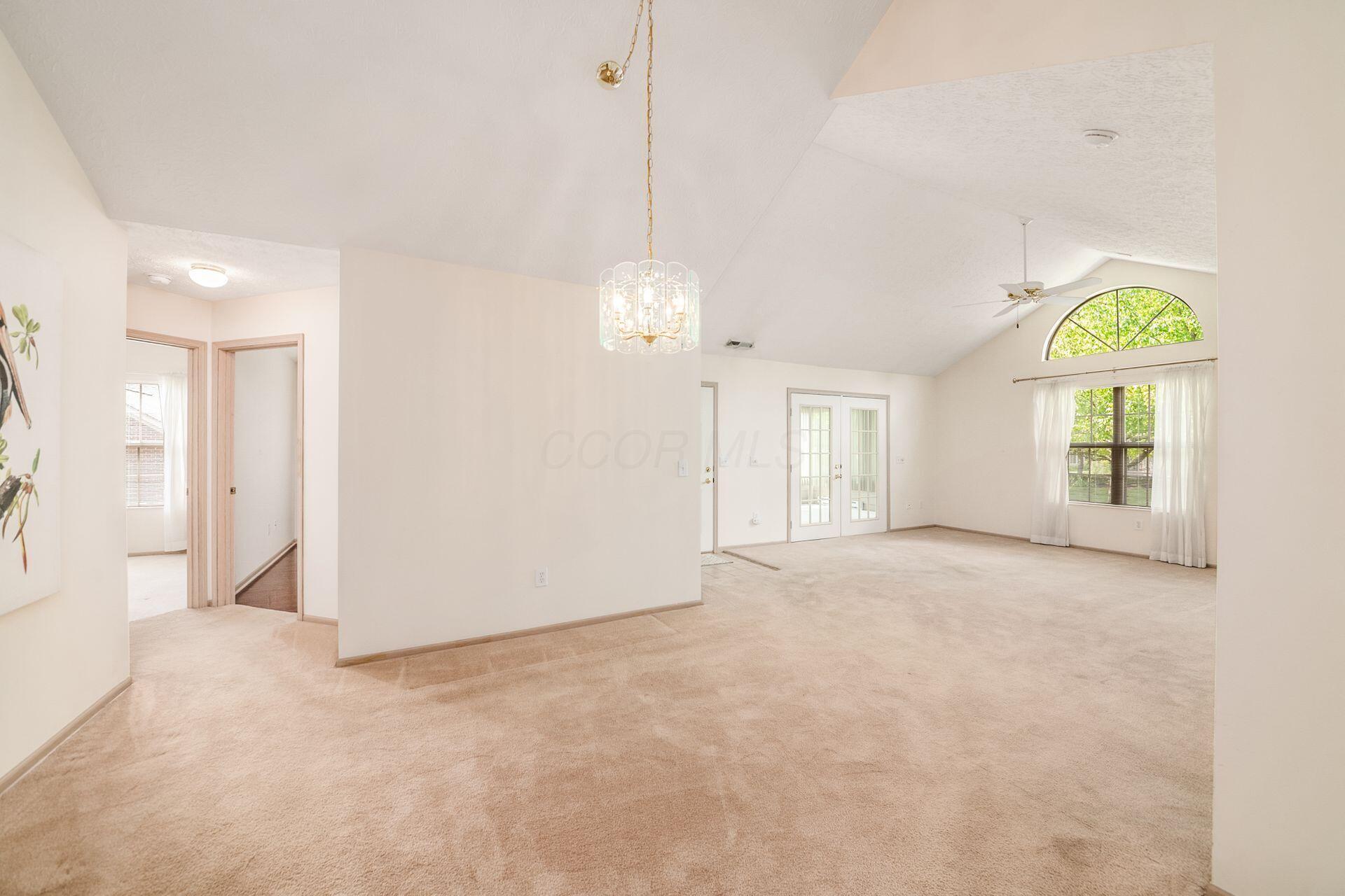 5606 Meadowood Lane
