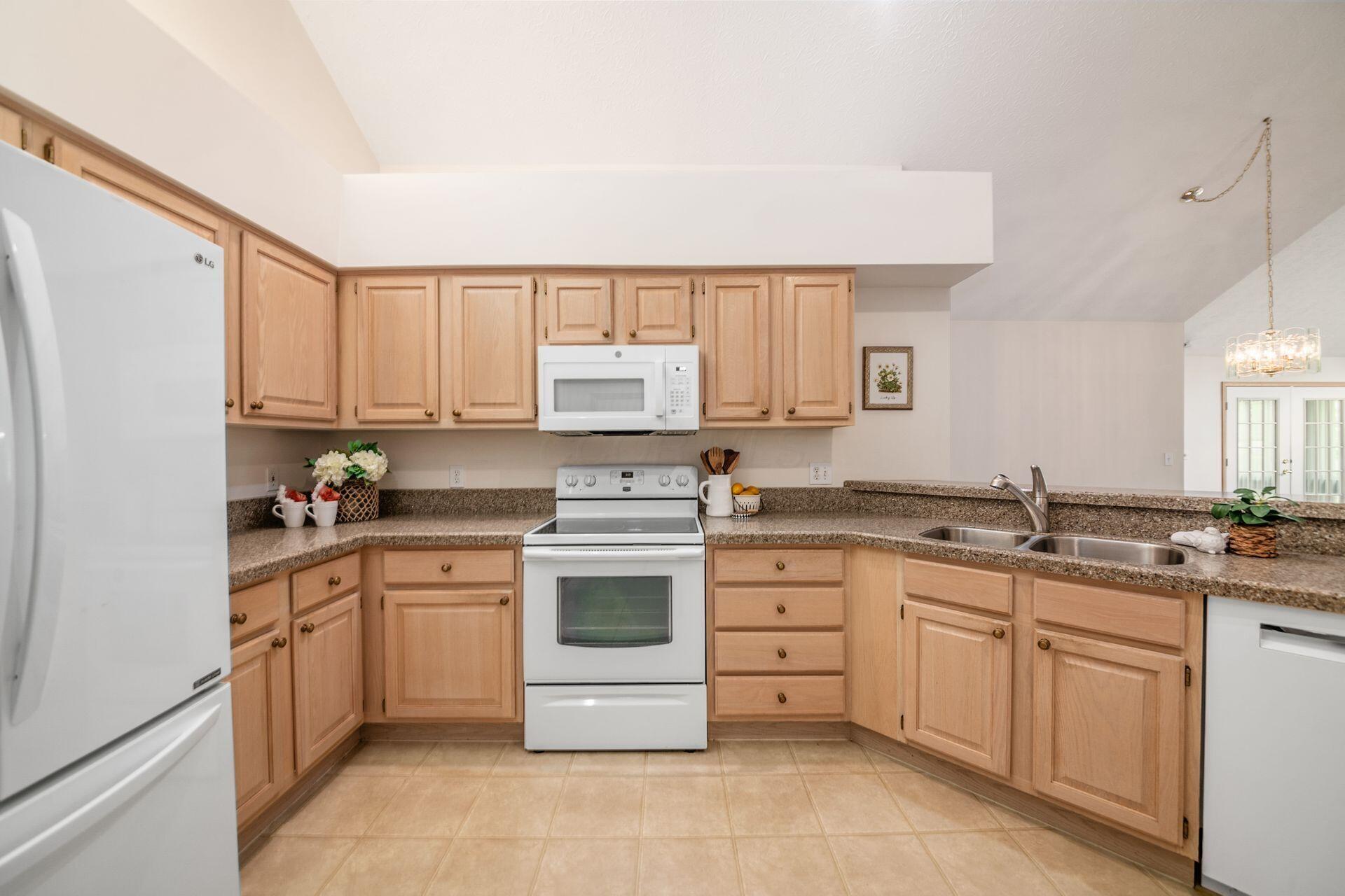 5606 Meadowood Lane