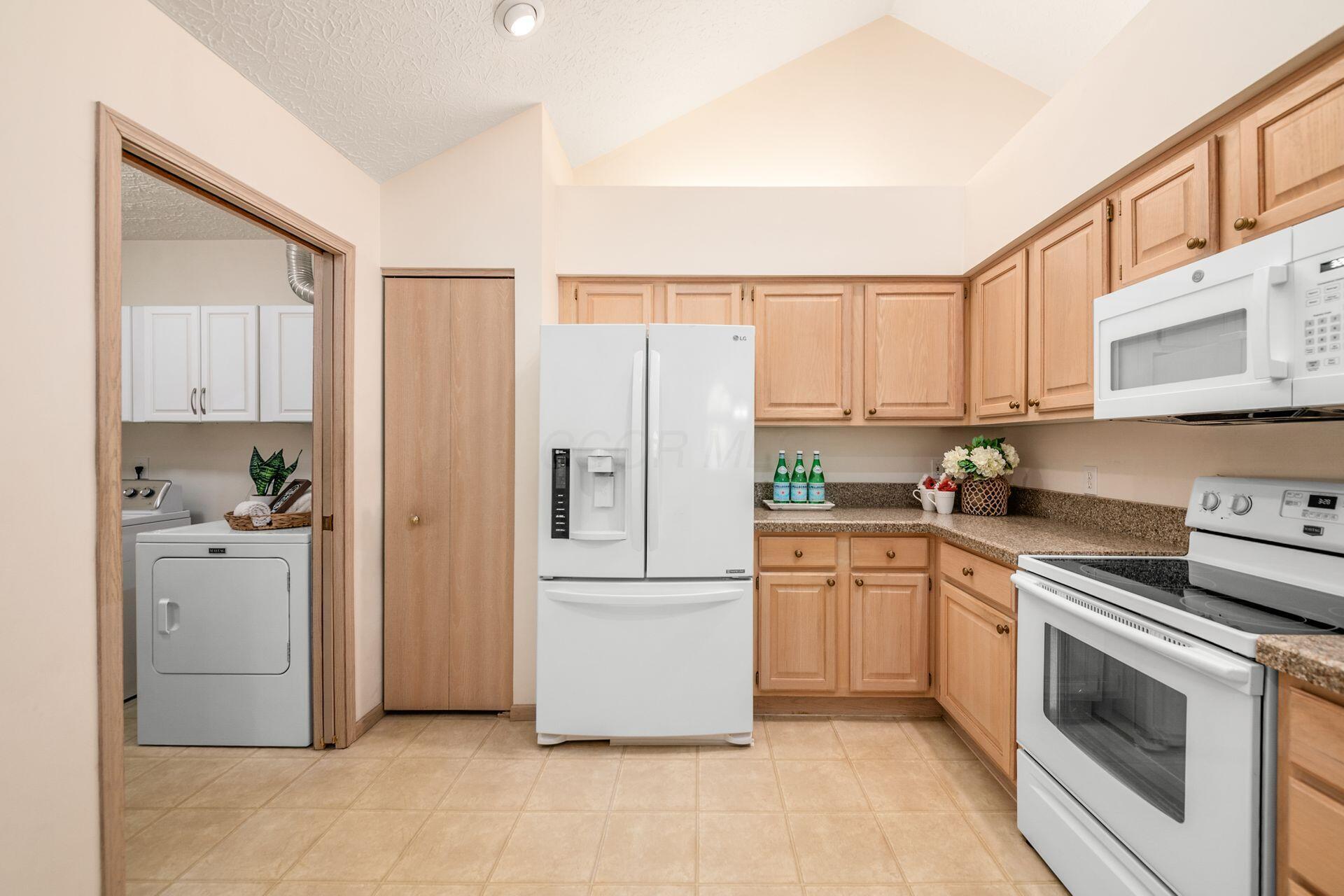 5606 Meadowood Lane
