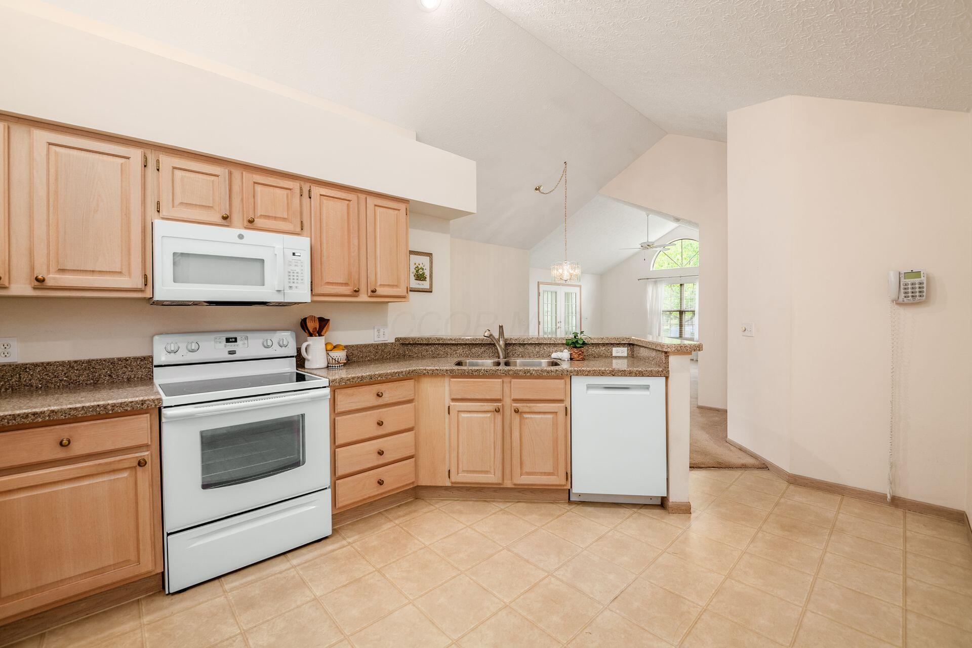5606 Meadowood Lane