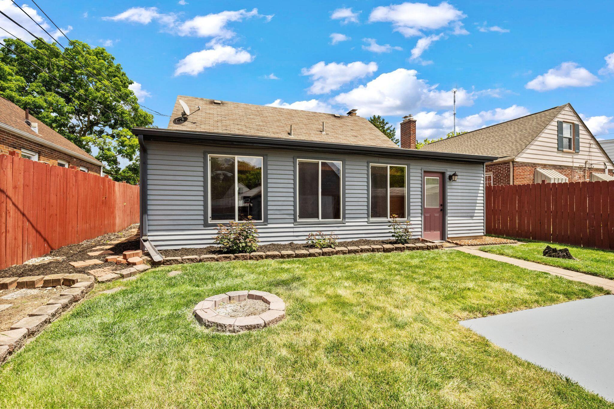833 Copeland Road