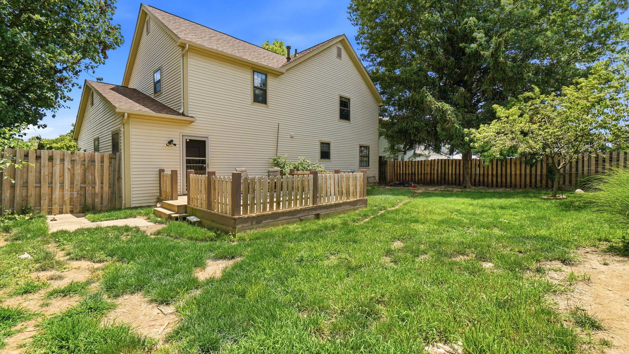 351 Mulberry Way W