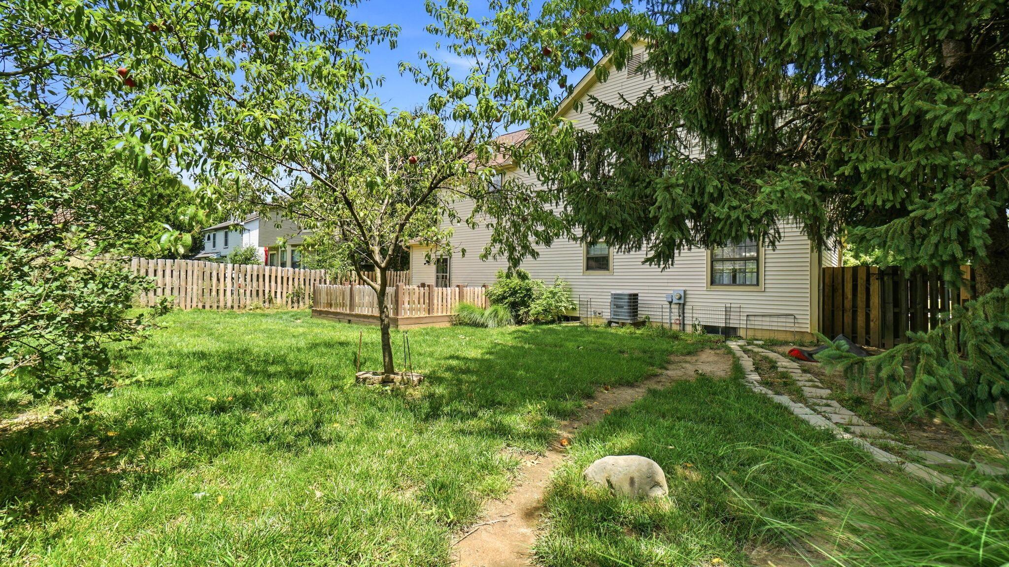 351 Mulberry Way W