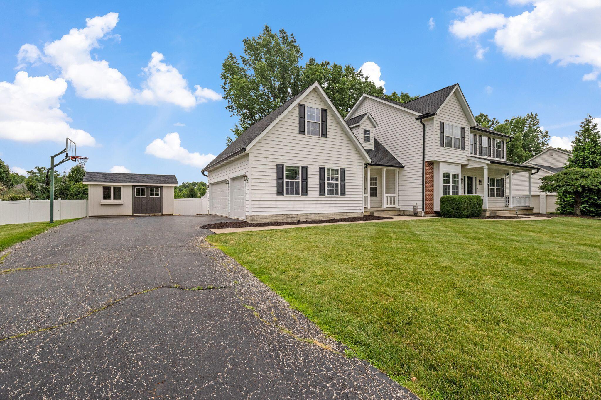 6961 Whitetail Lane