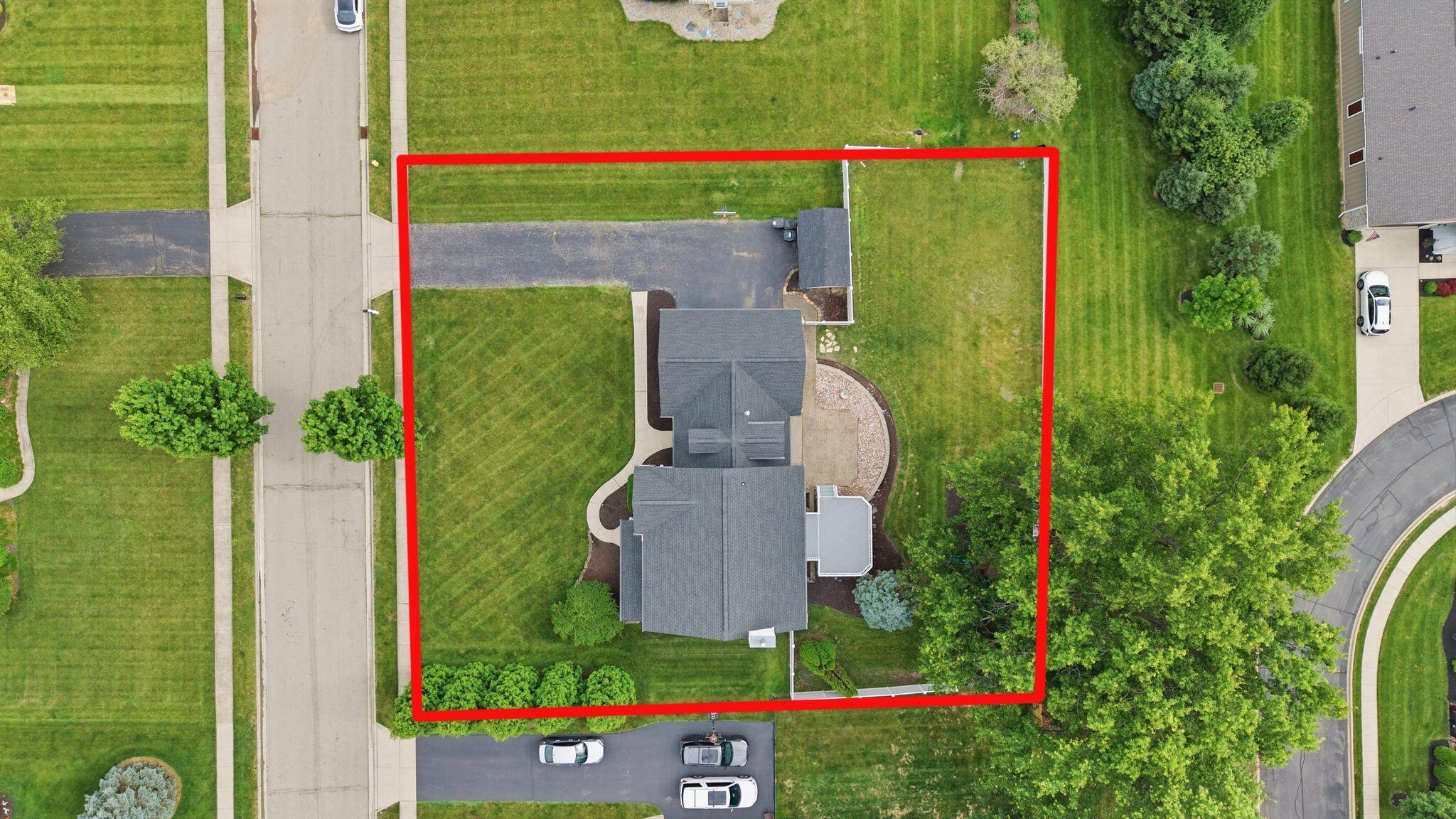 6961 Whitetail Lane