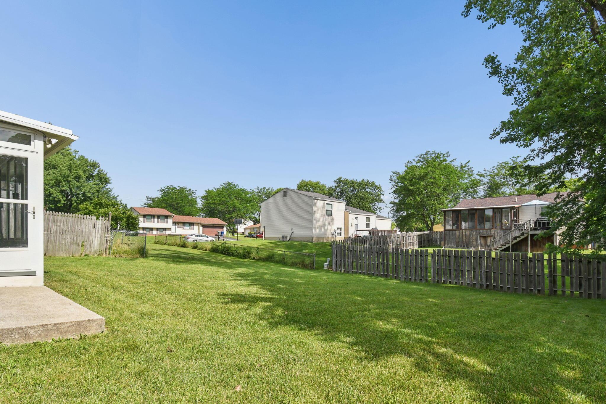 2570 Niantic Drive