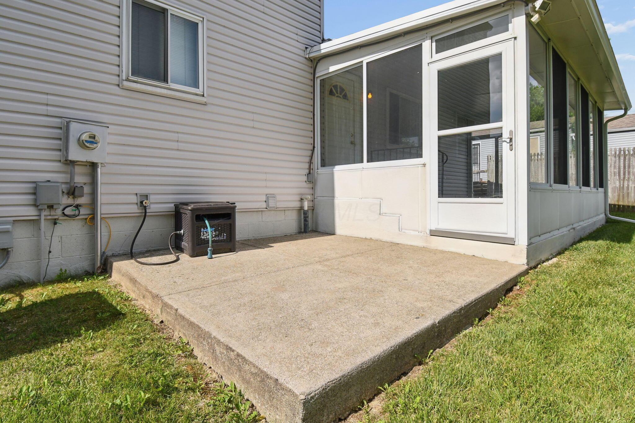 2570 Niantic Drive