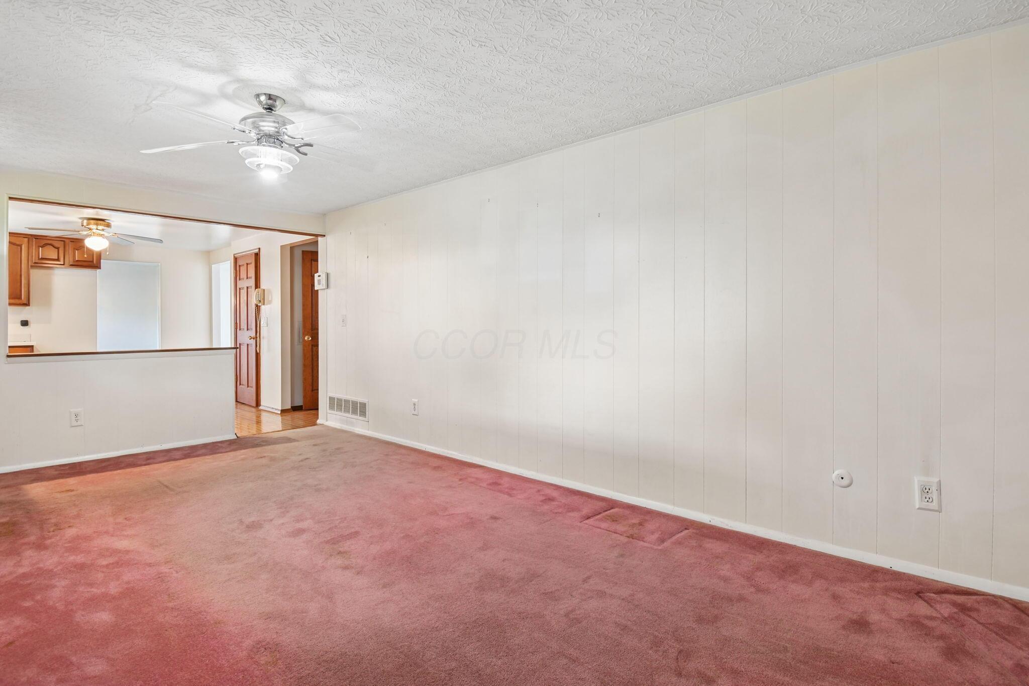 2570 Niantic Drive