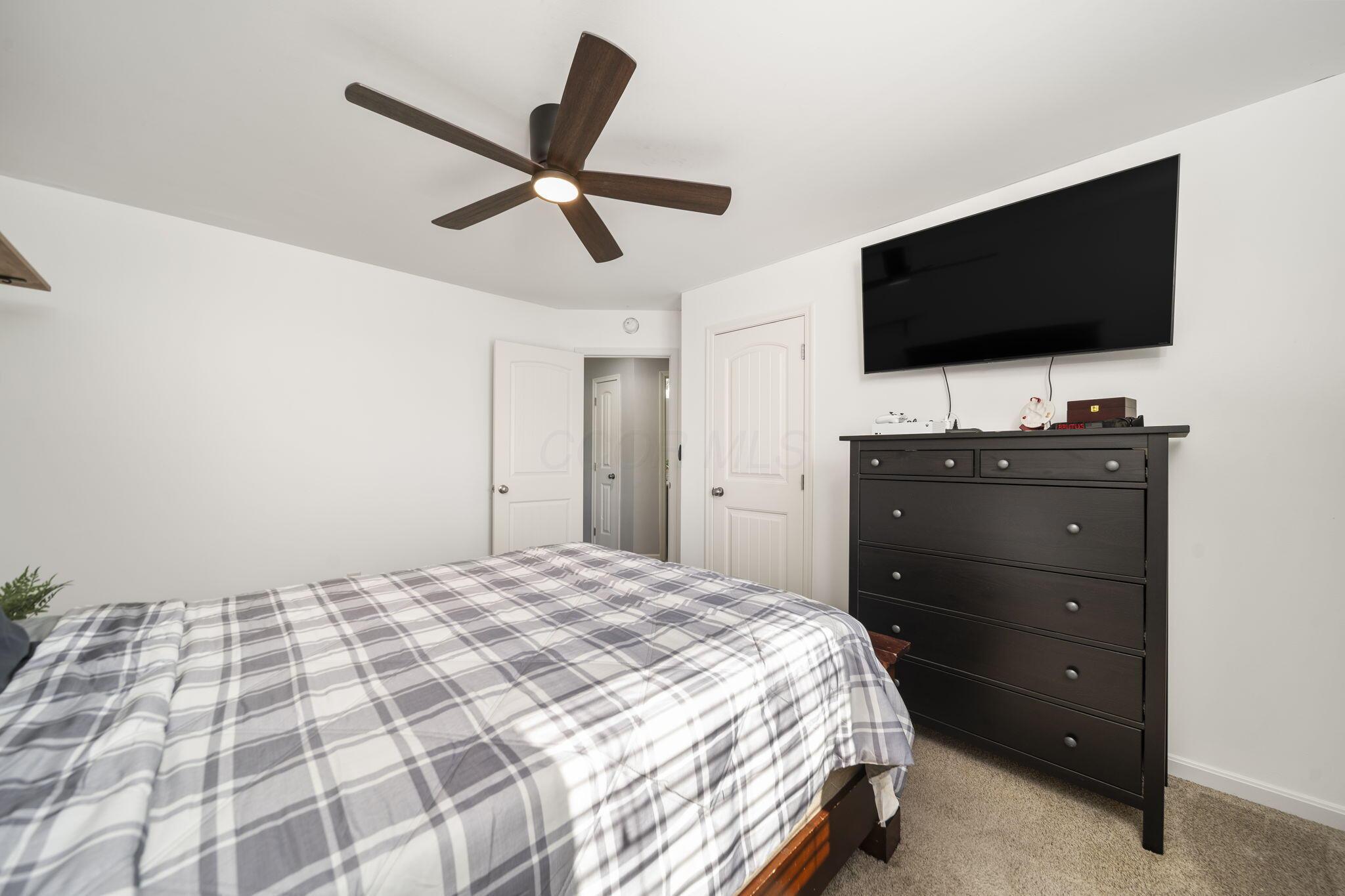 6298 Fox Hollow Drive