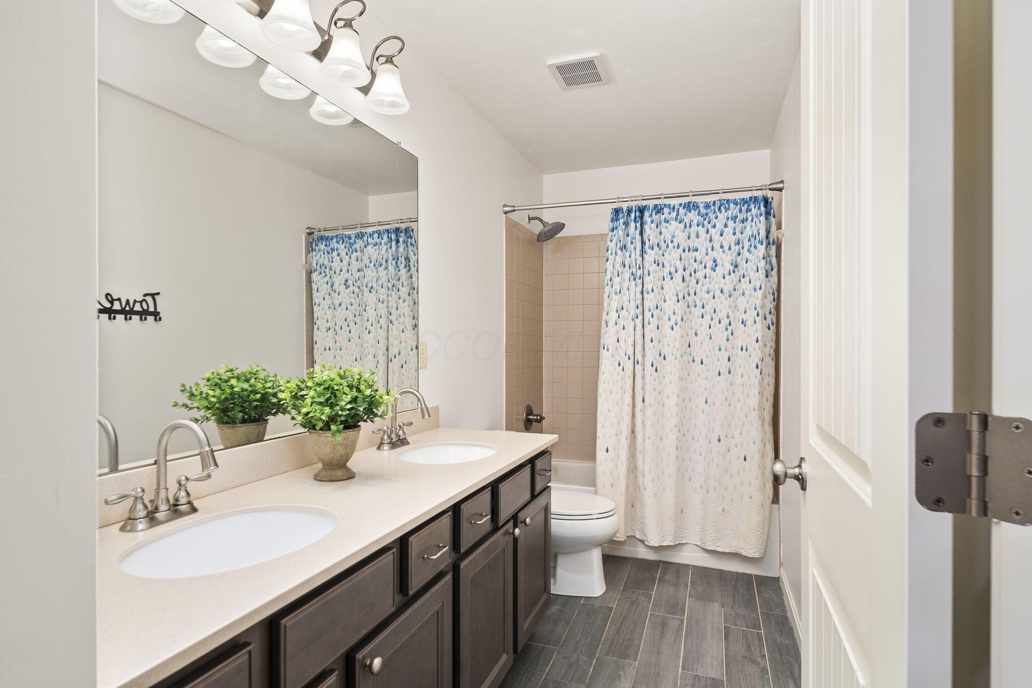 6298 Fox Hollow Drive