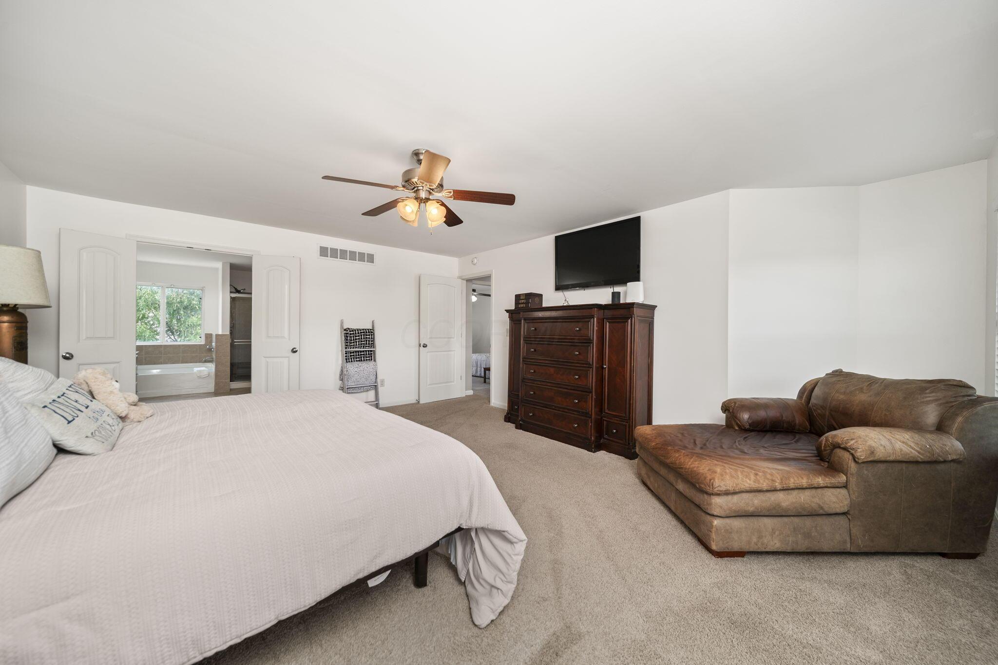 6298 Fox Hollow Drive