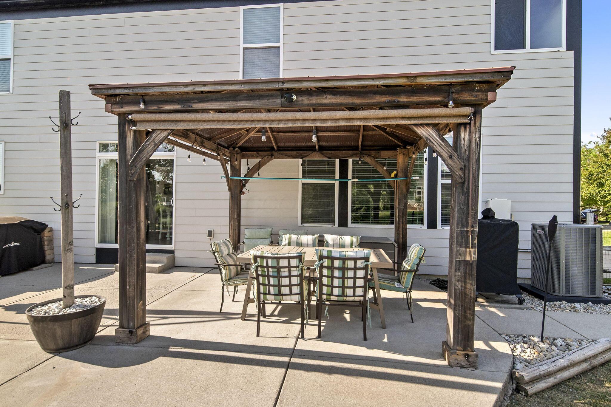 6298 Fox Hollow Drive