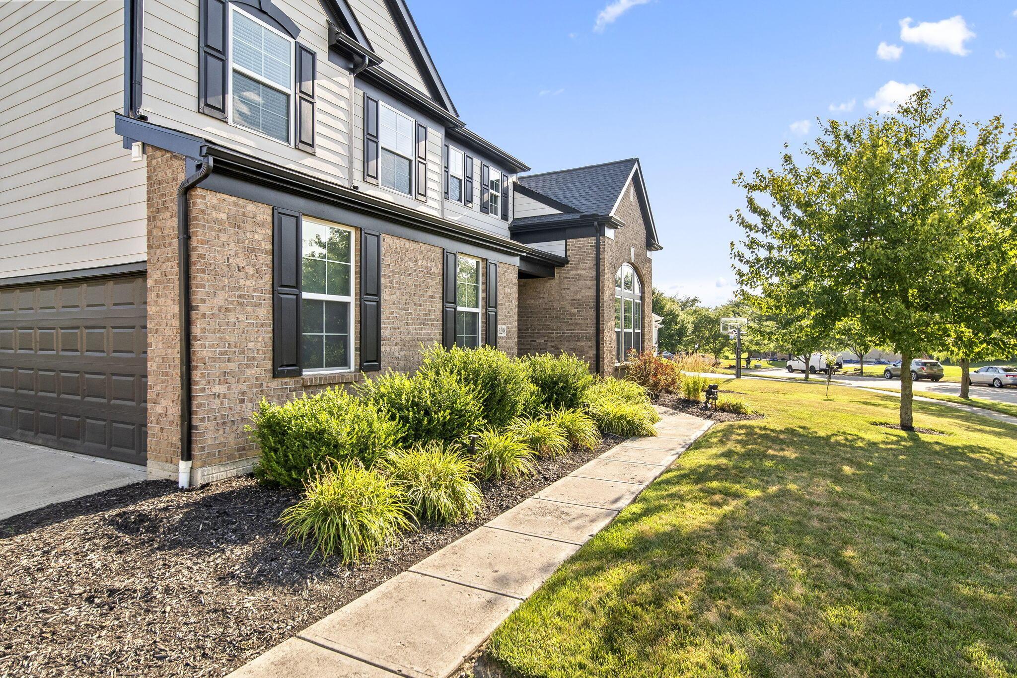 6298 Fox Hollow Drive