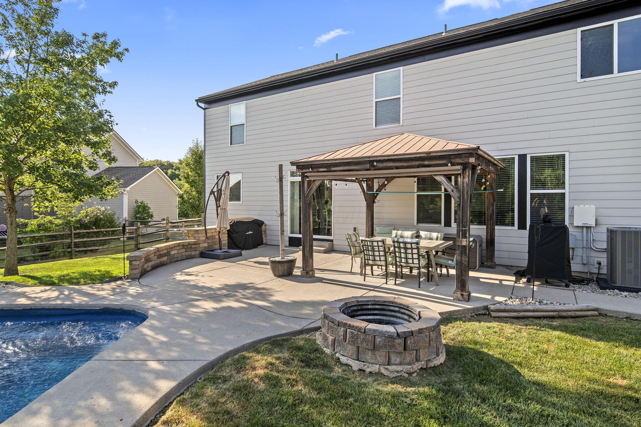 6298 Fox Hollow Drive