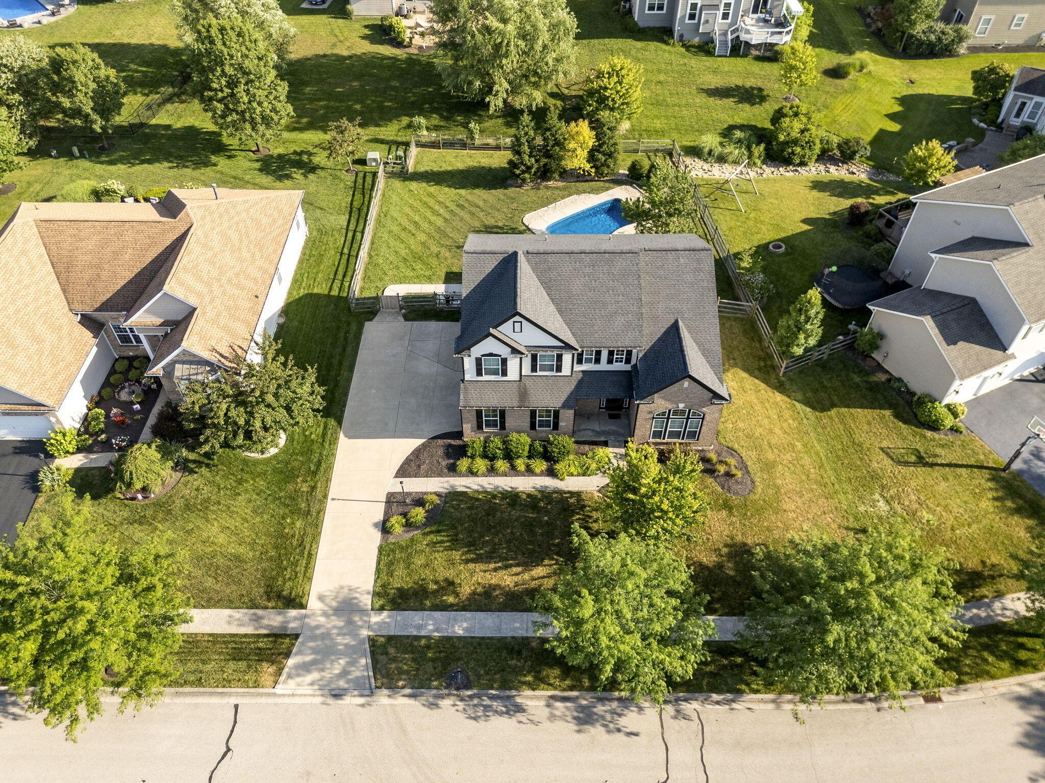 6298 Fox Hollow Drive