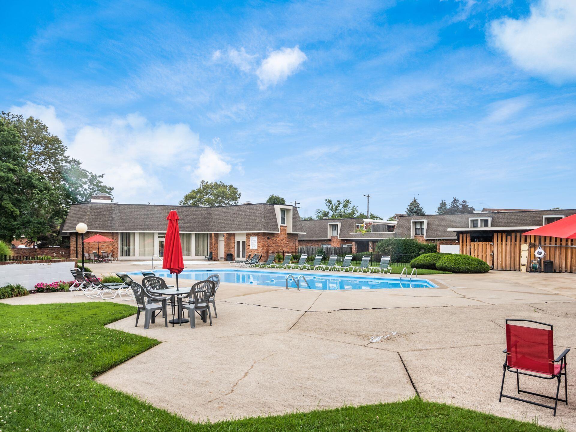1519 Lafayette Drive, B