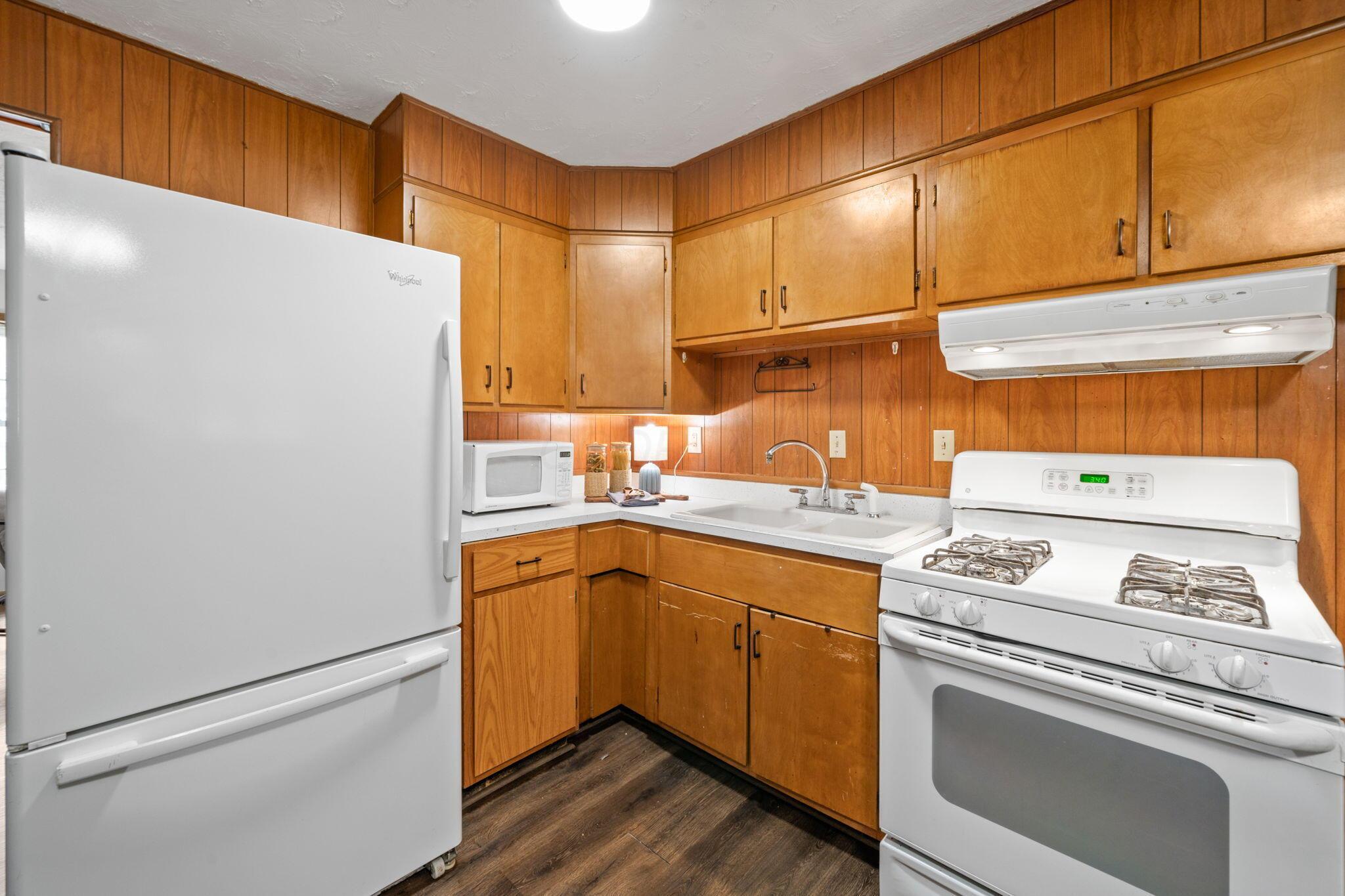 282 Imperial Drive