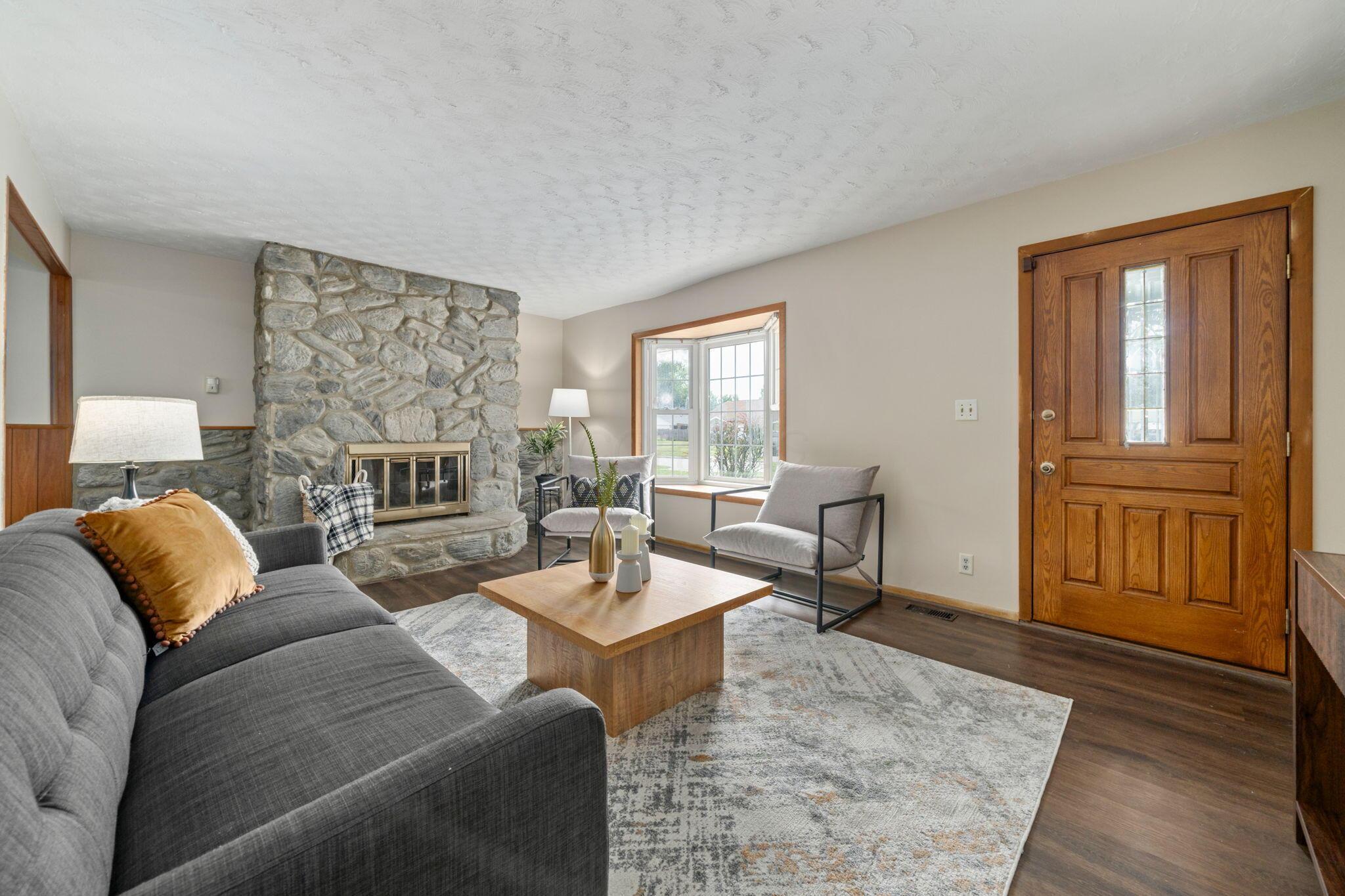 282 Imperial Drive