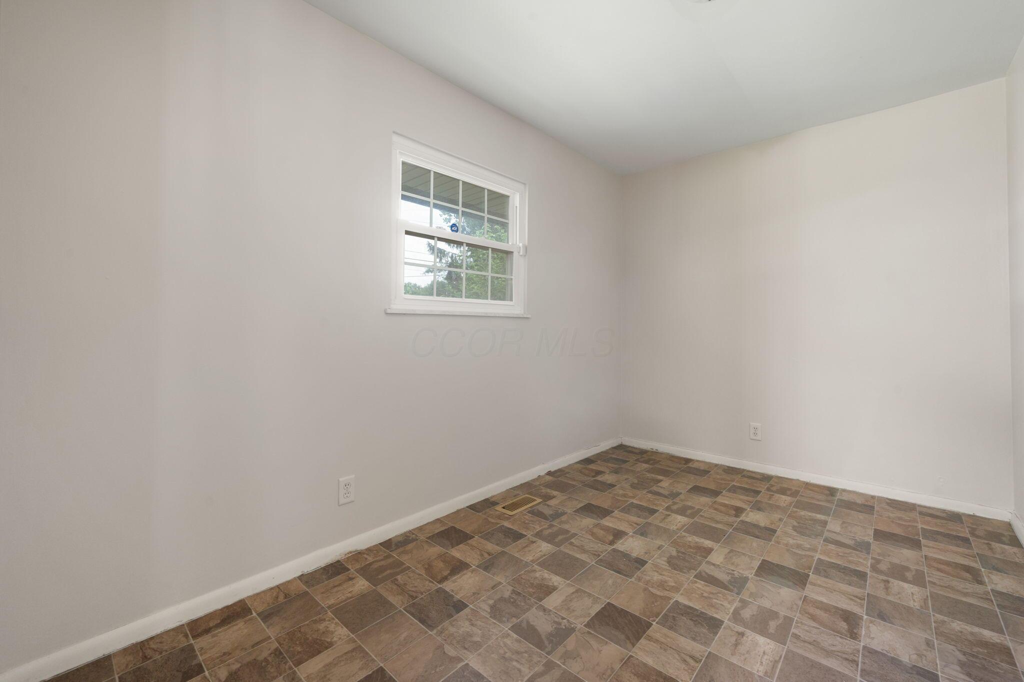 282 Imperial Drive