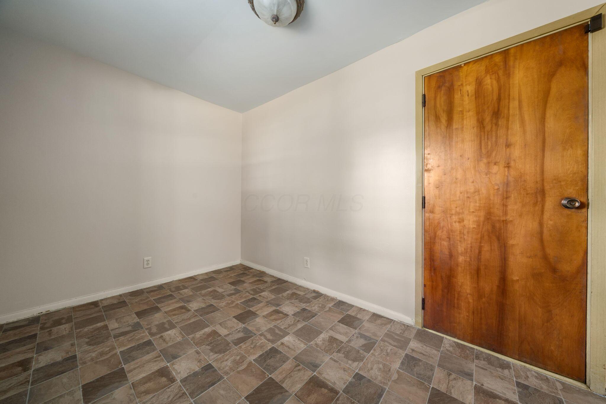 282 Imperial Drive