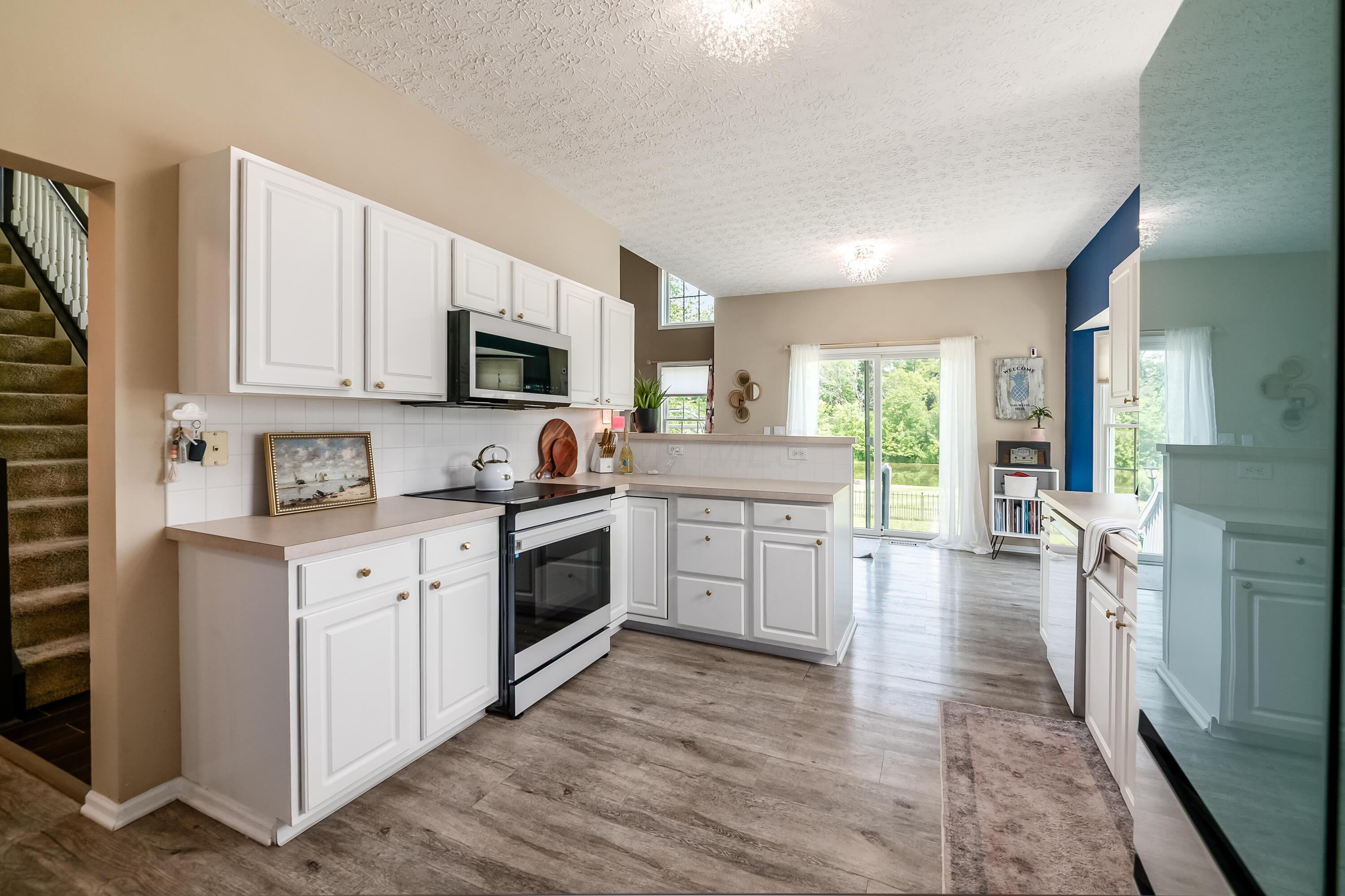 4742 Bosk Drive, 4742
