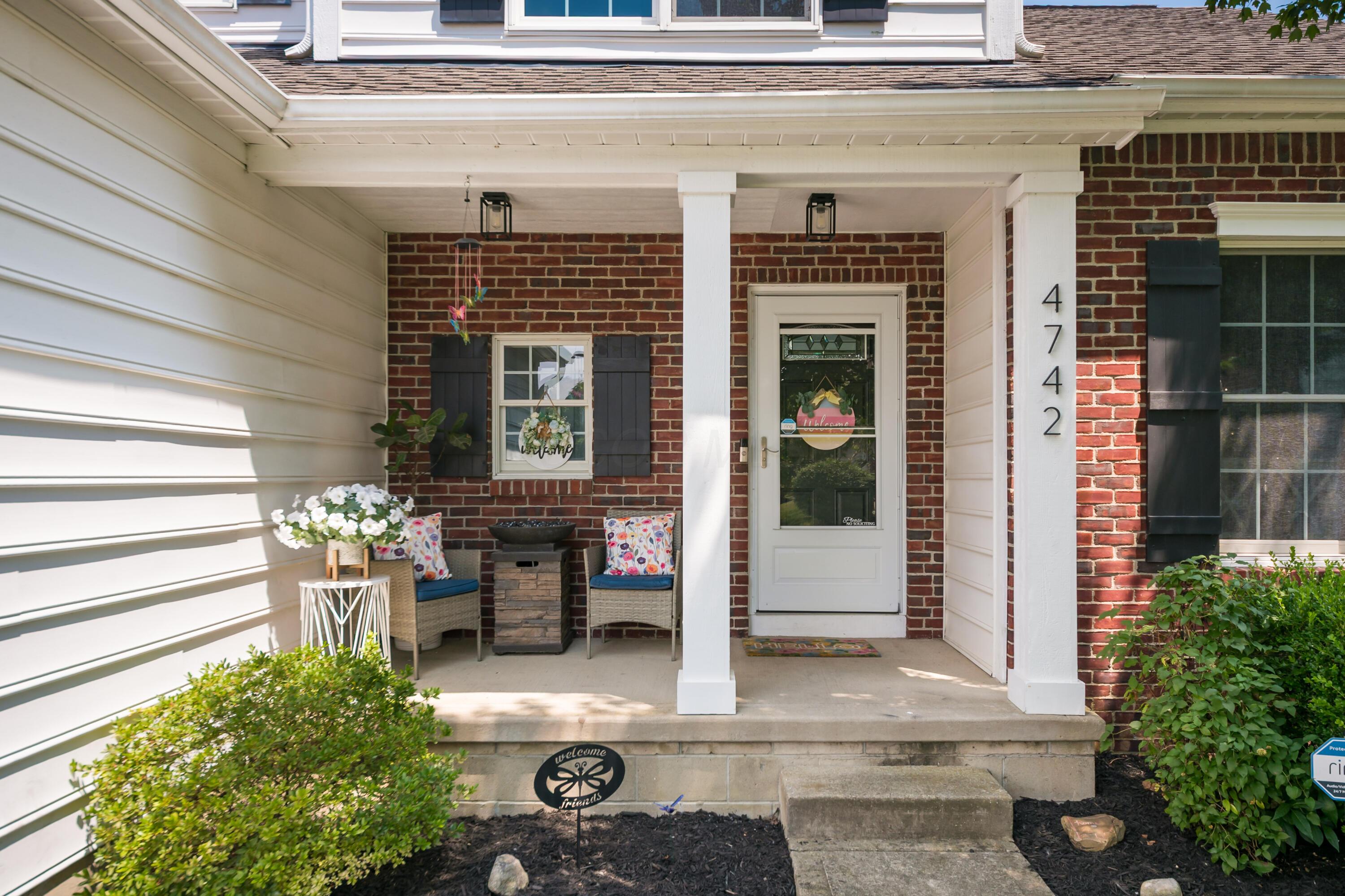 4742 Bosk Drive, 4742