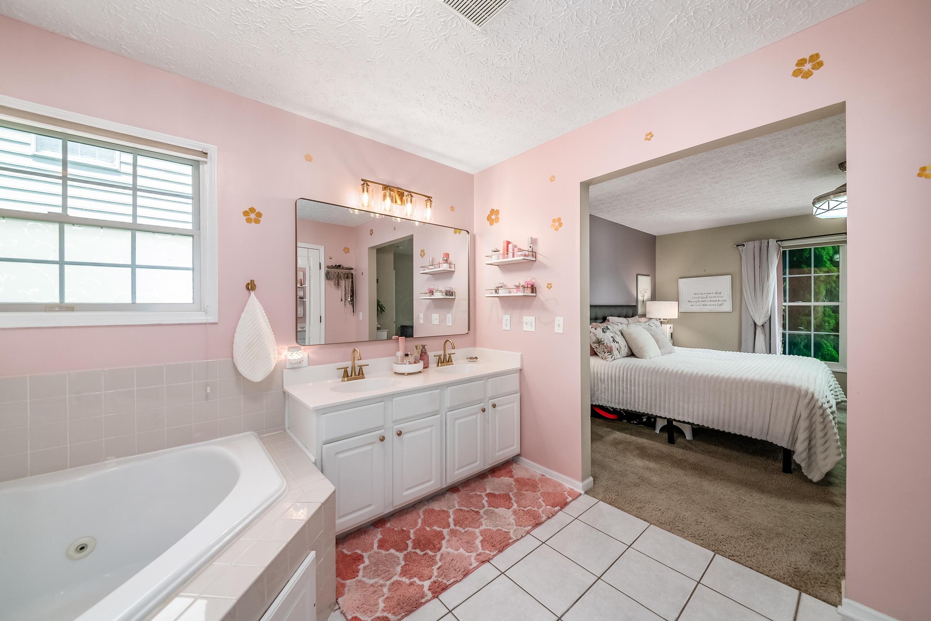 4742 Bosk Drive, 4742