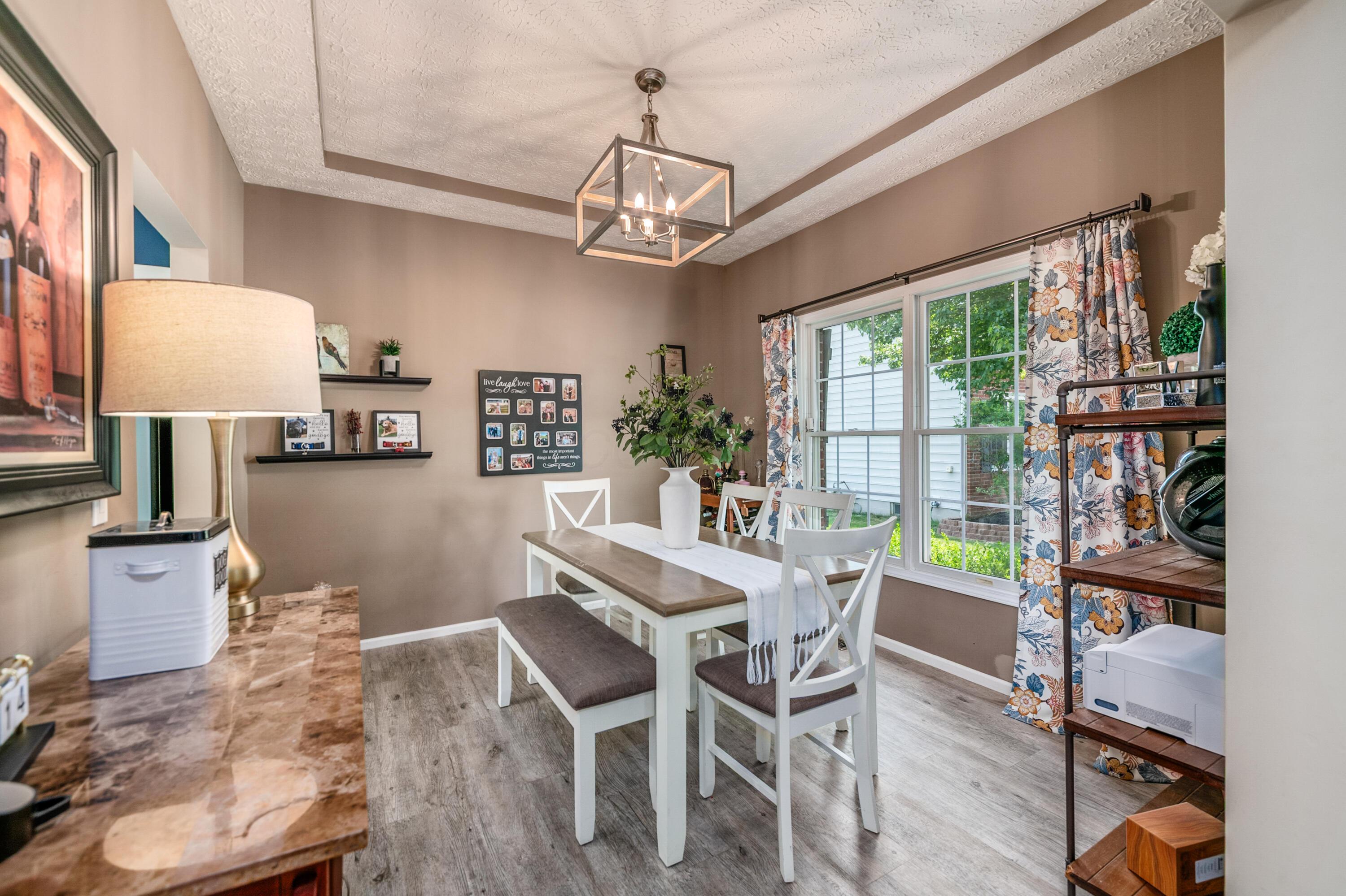 4742 Bosk Drive, 4742