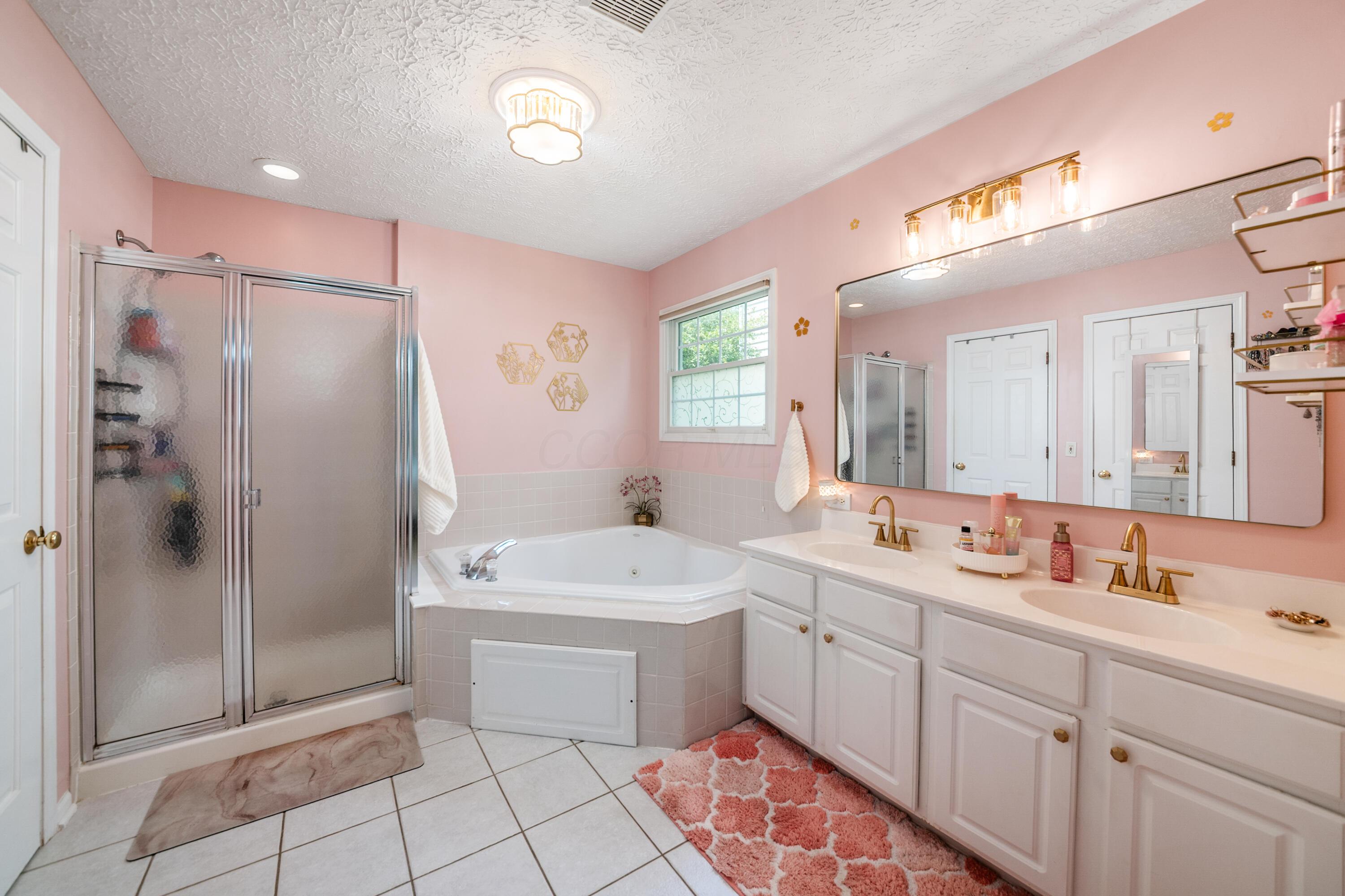 4742 Bosk Drive, 4742