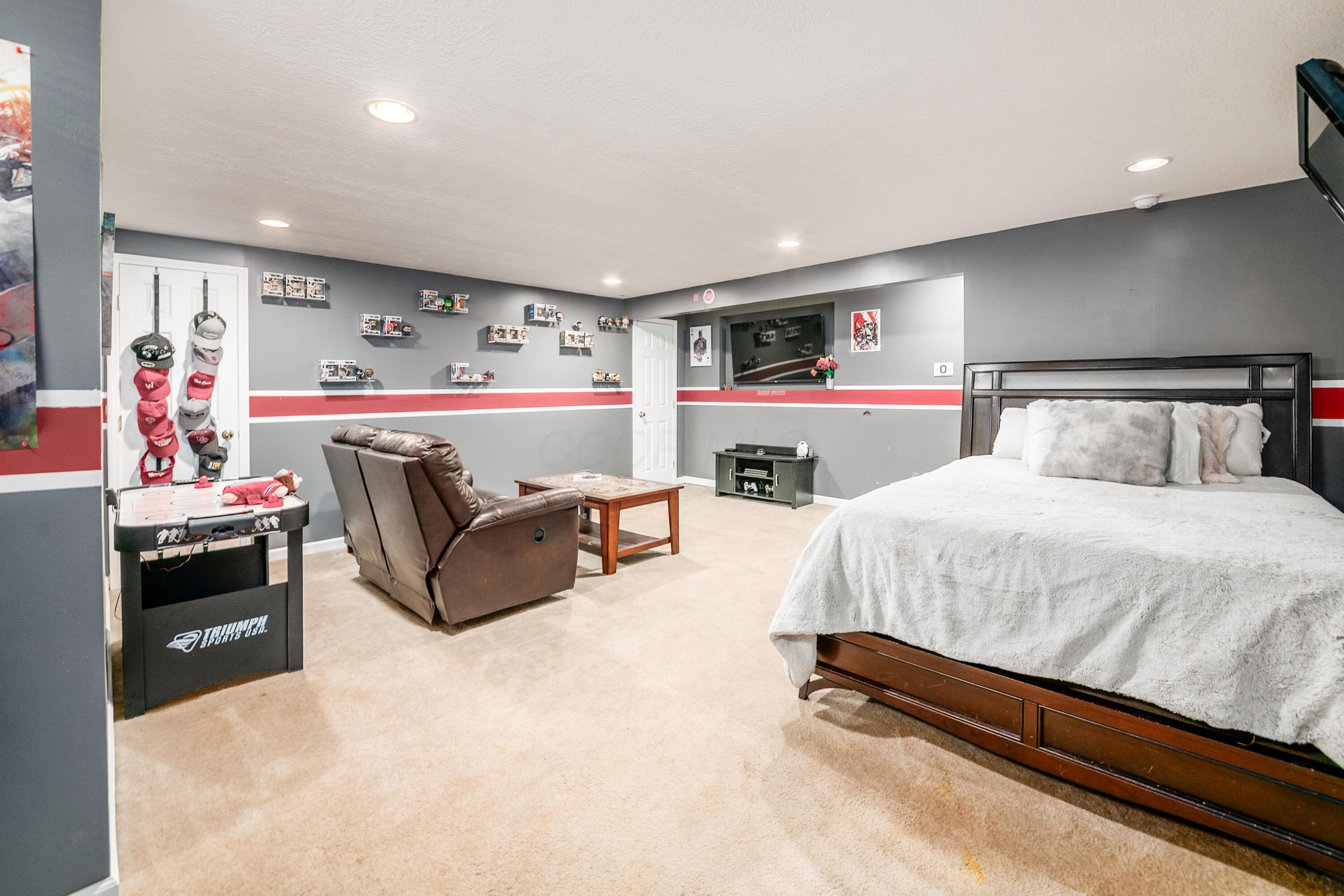 4742 Bosk Drive, 4742