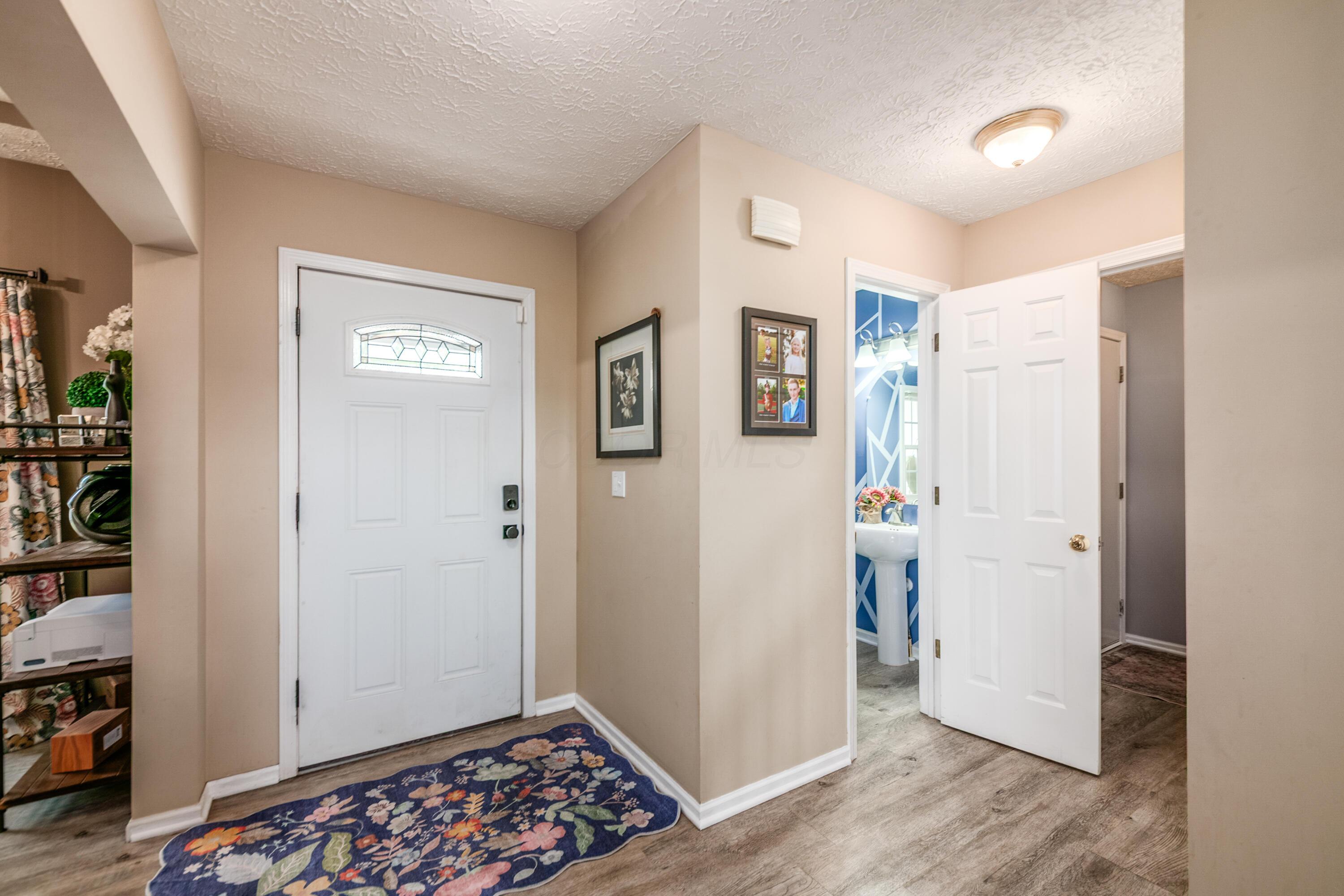 4742 Bosk Drive, 4742