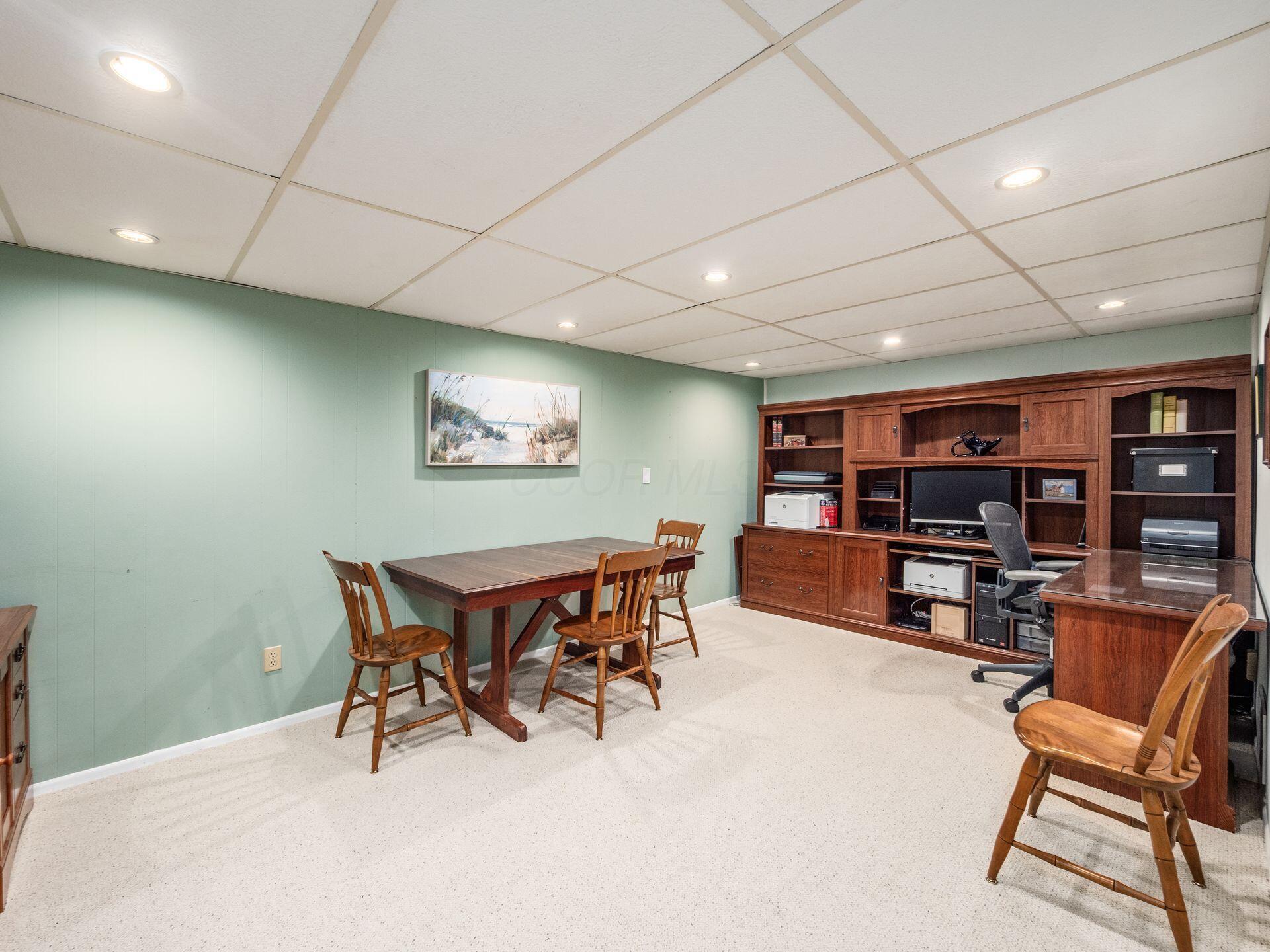 4349 Beehive Lane