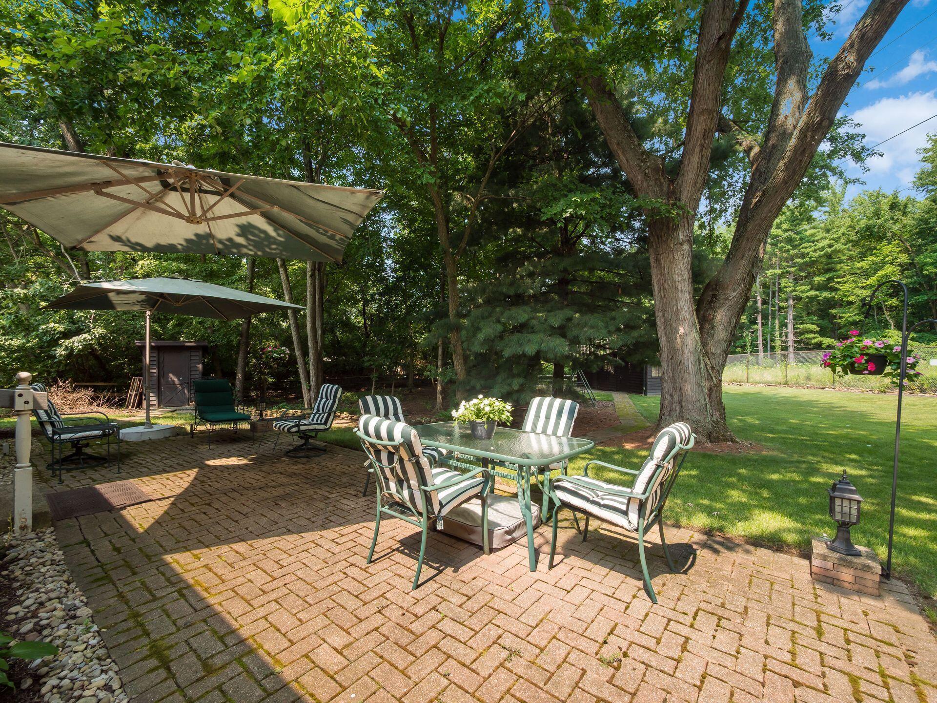 4349 Beehive Lane