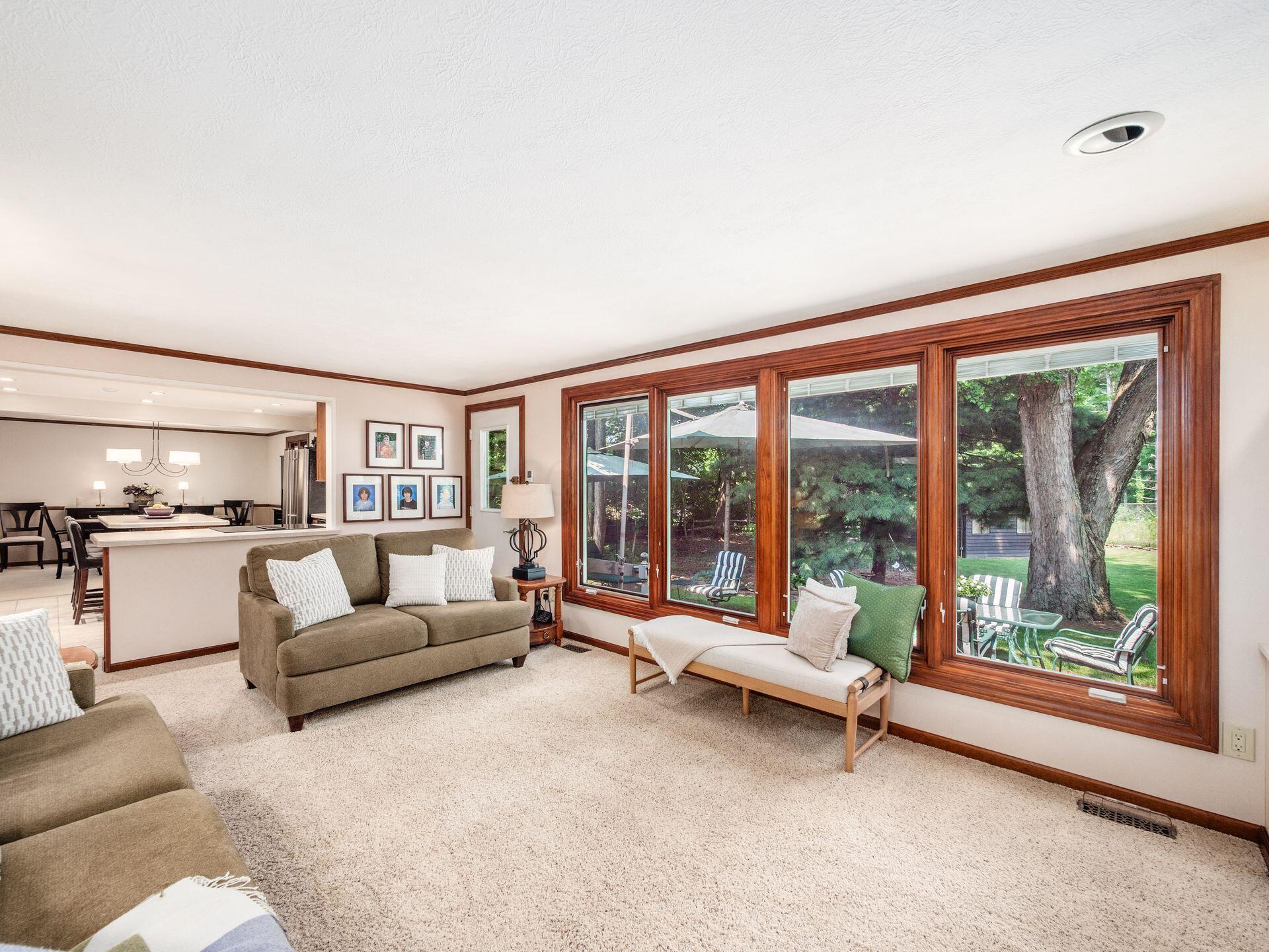 4349 Beehive Lane