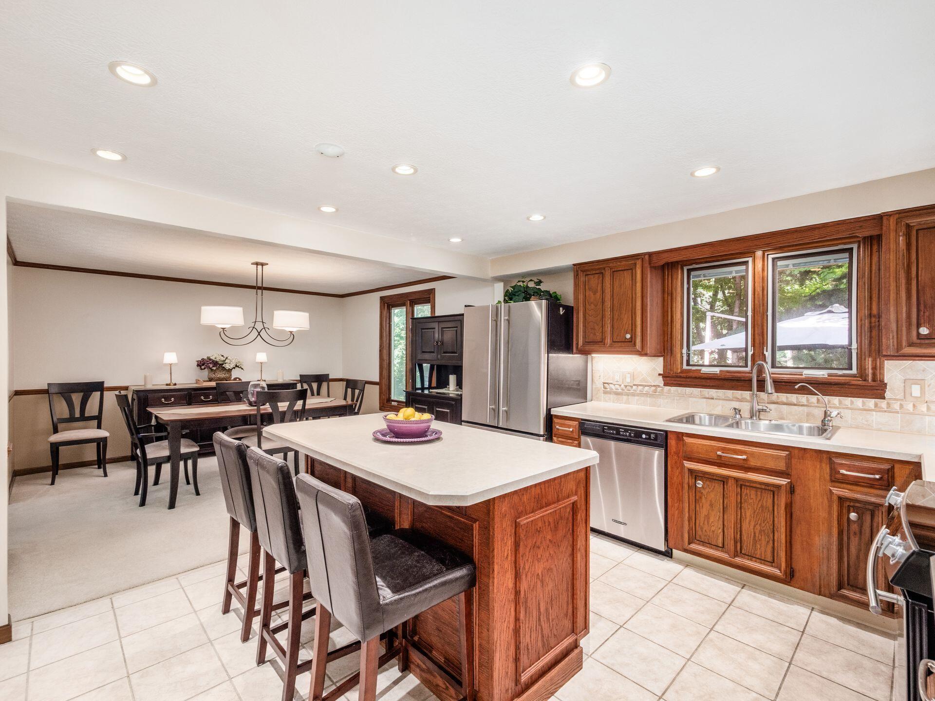 4349 Beehive Lane