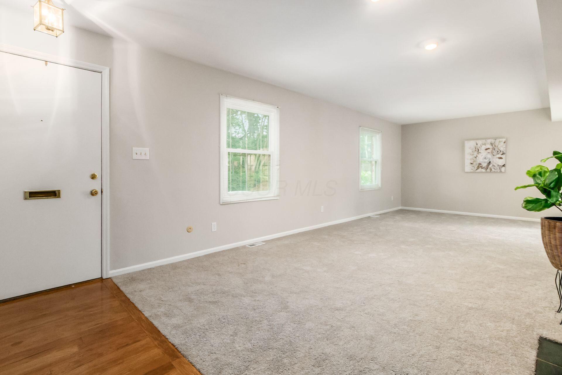 911 Manor Lane, J