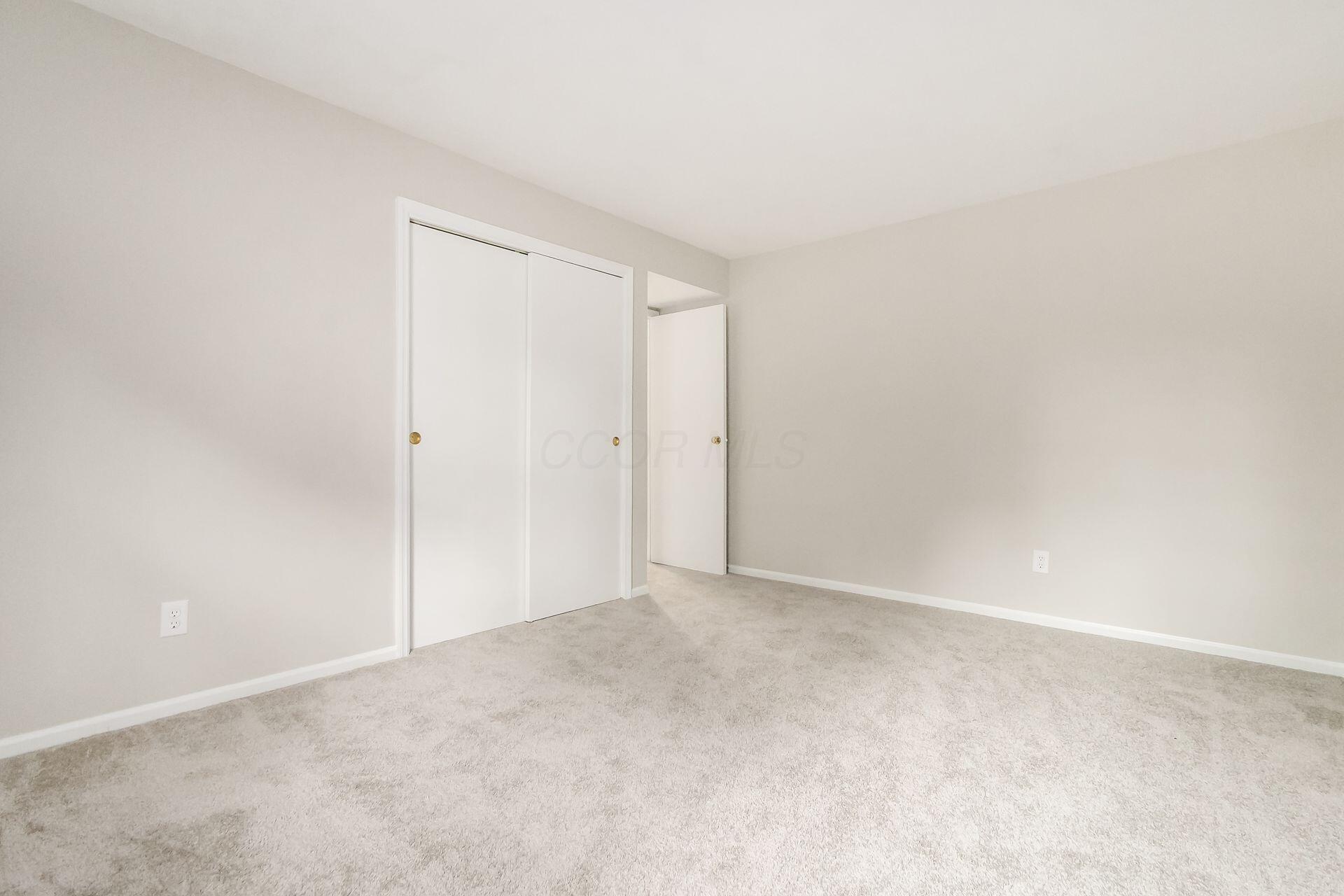 911 Manor Lane, J