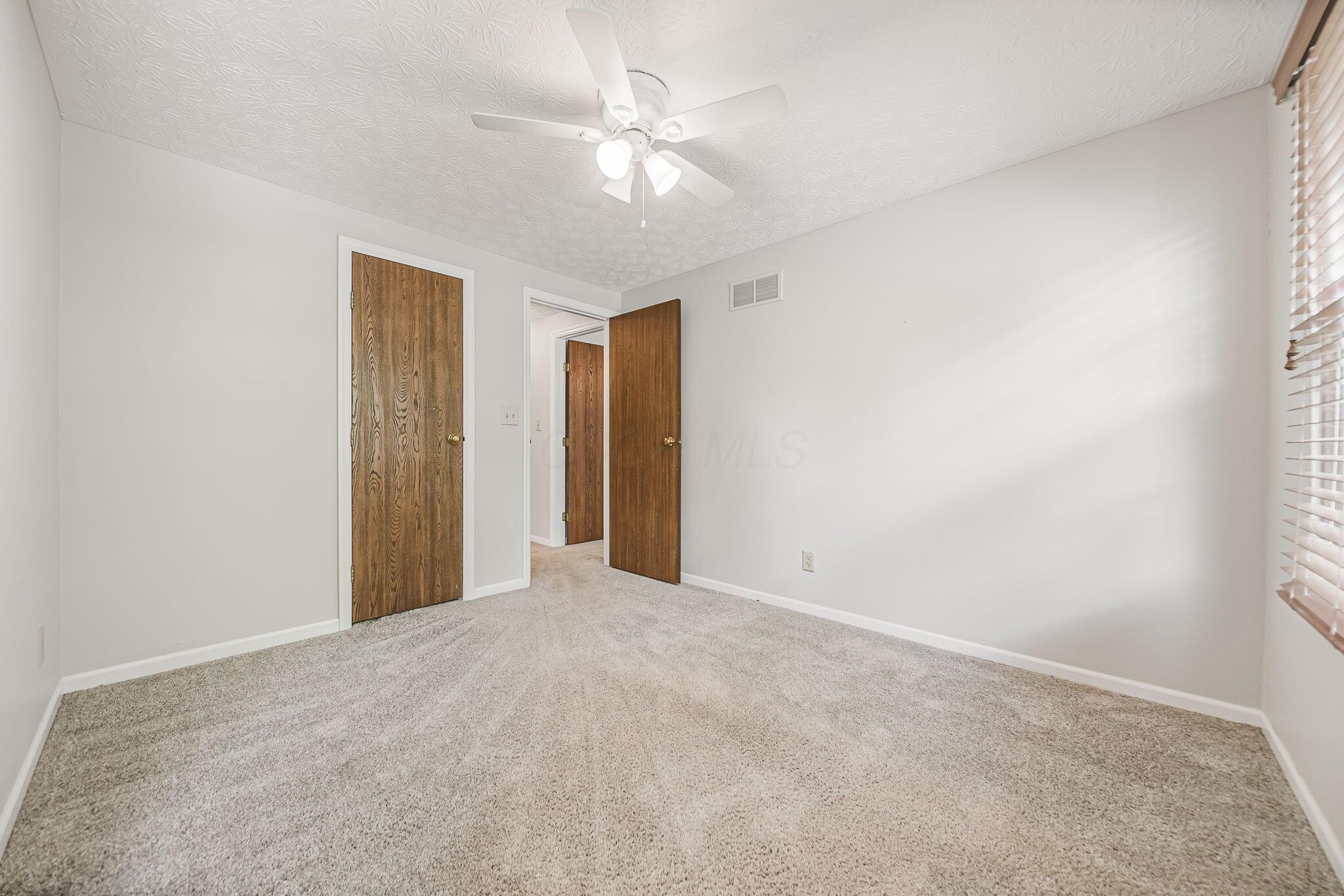 5925 Muncie Court