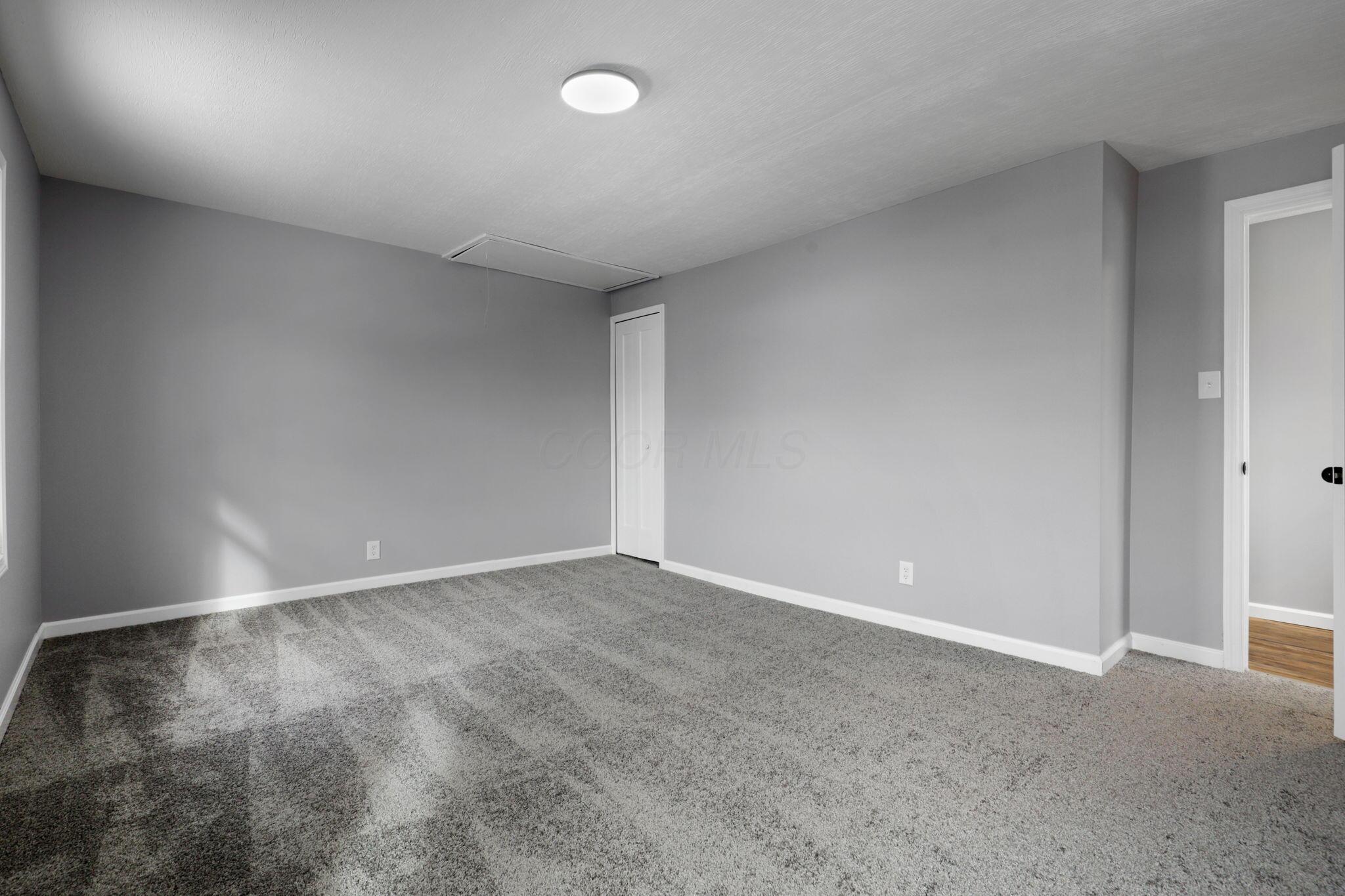 224 N Oakley Avenue