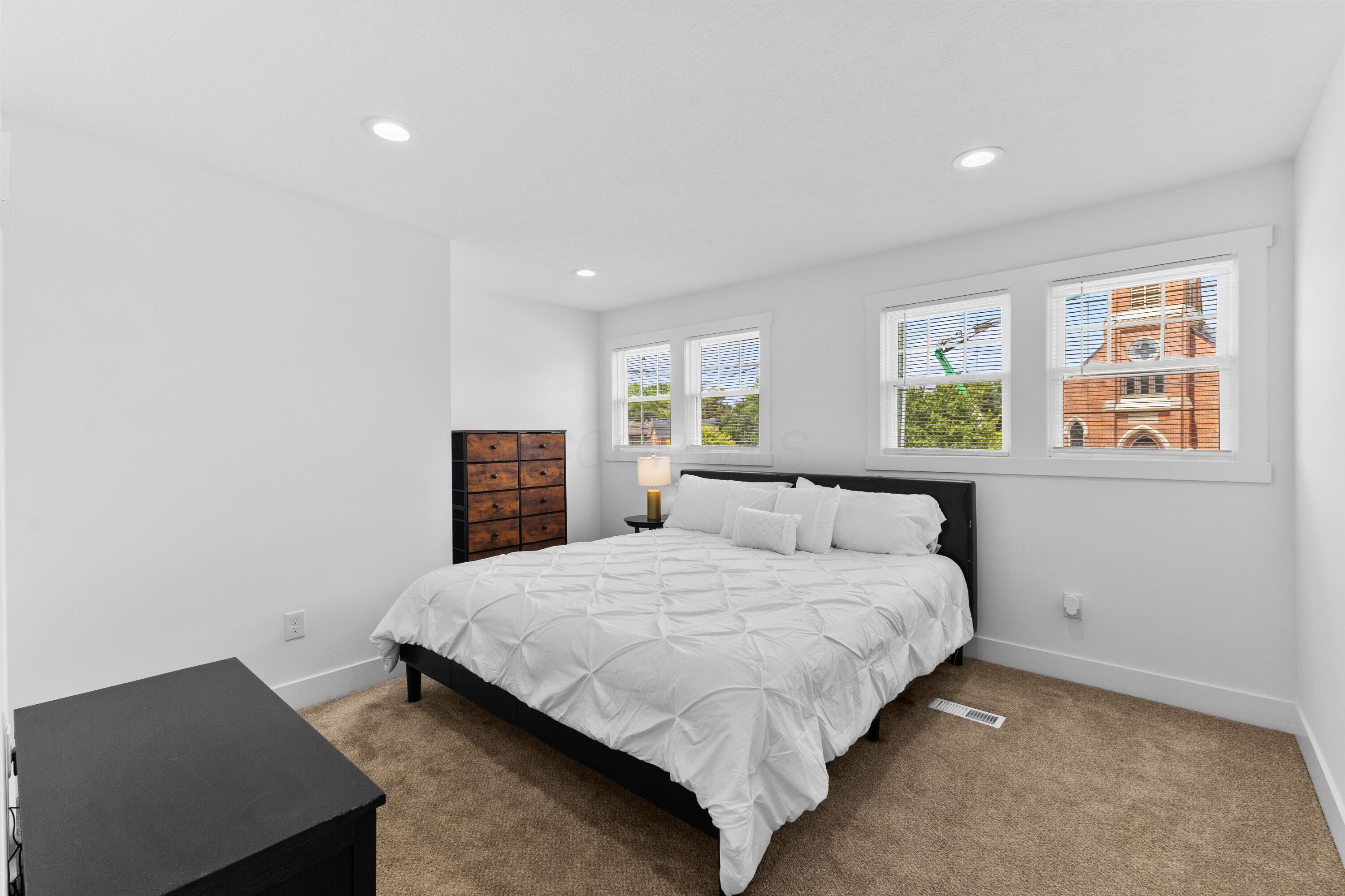 3227 Columbus Street