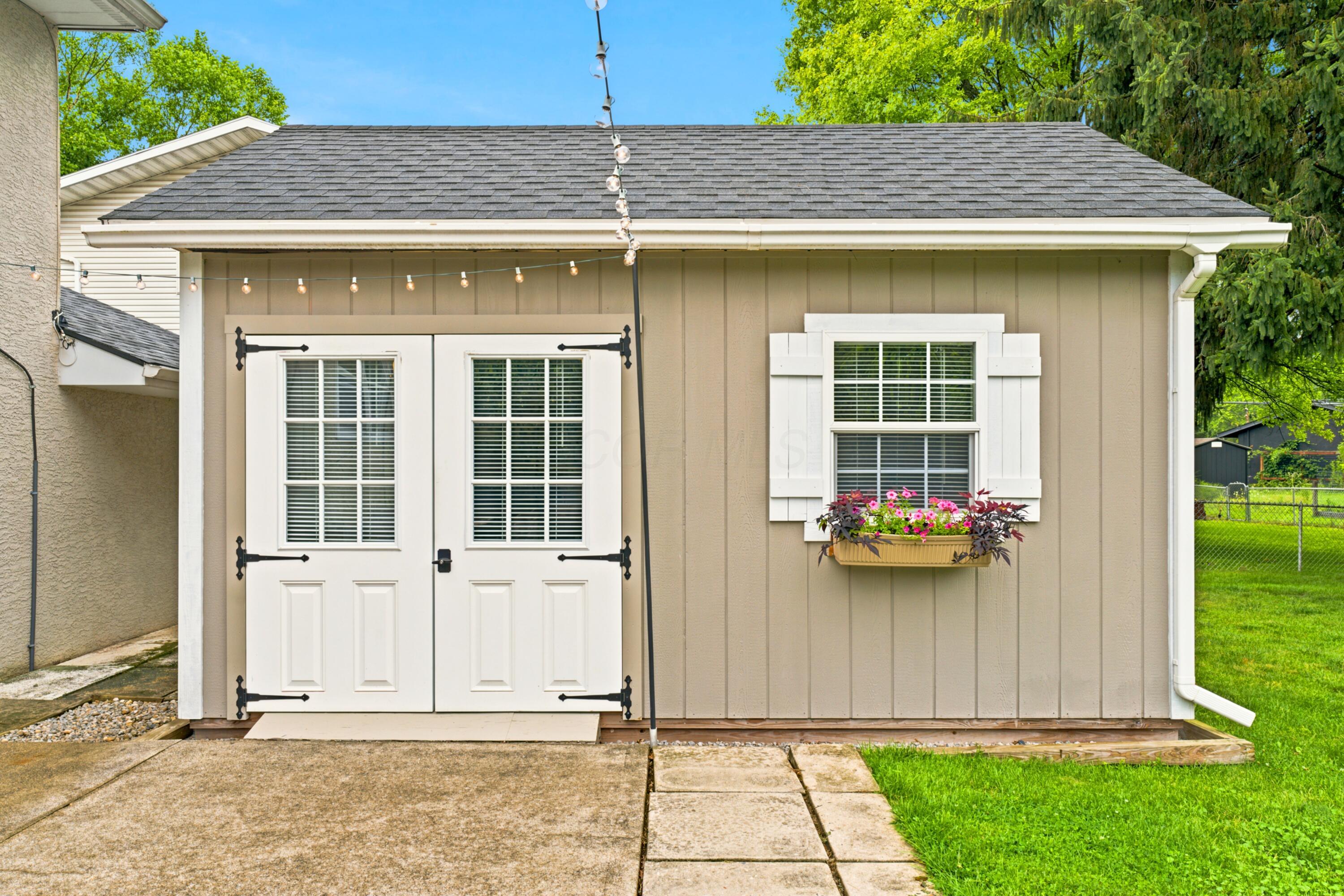 402 Hermitage Road