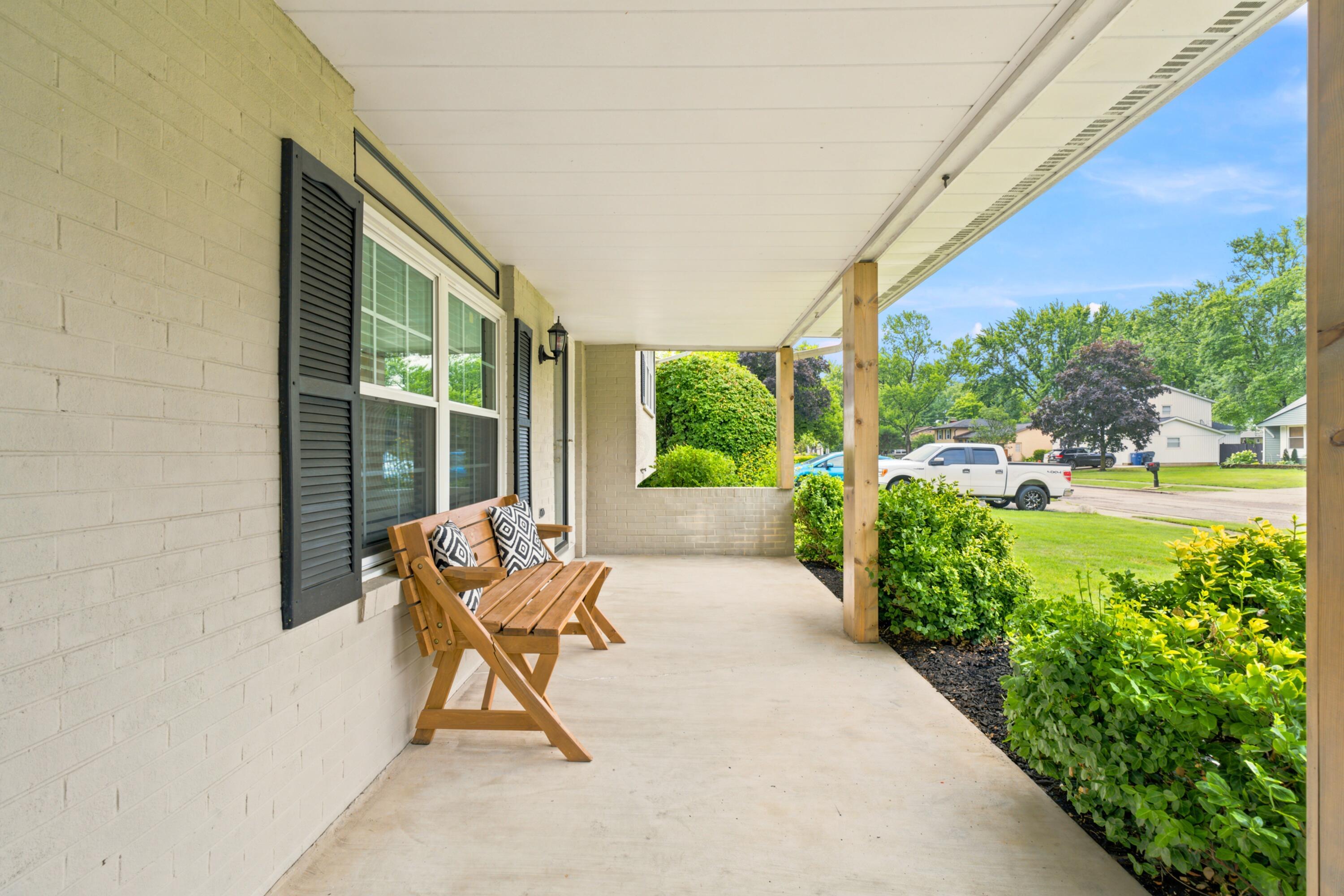 402 Hermitage Road