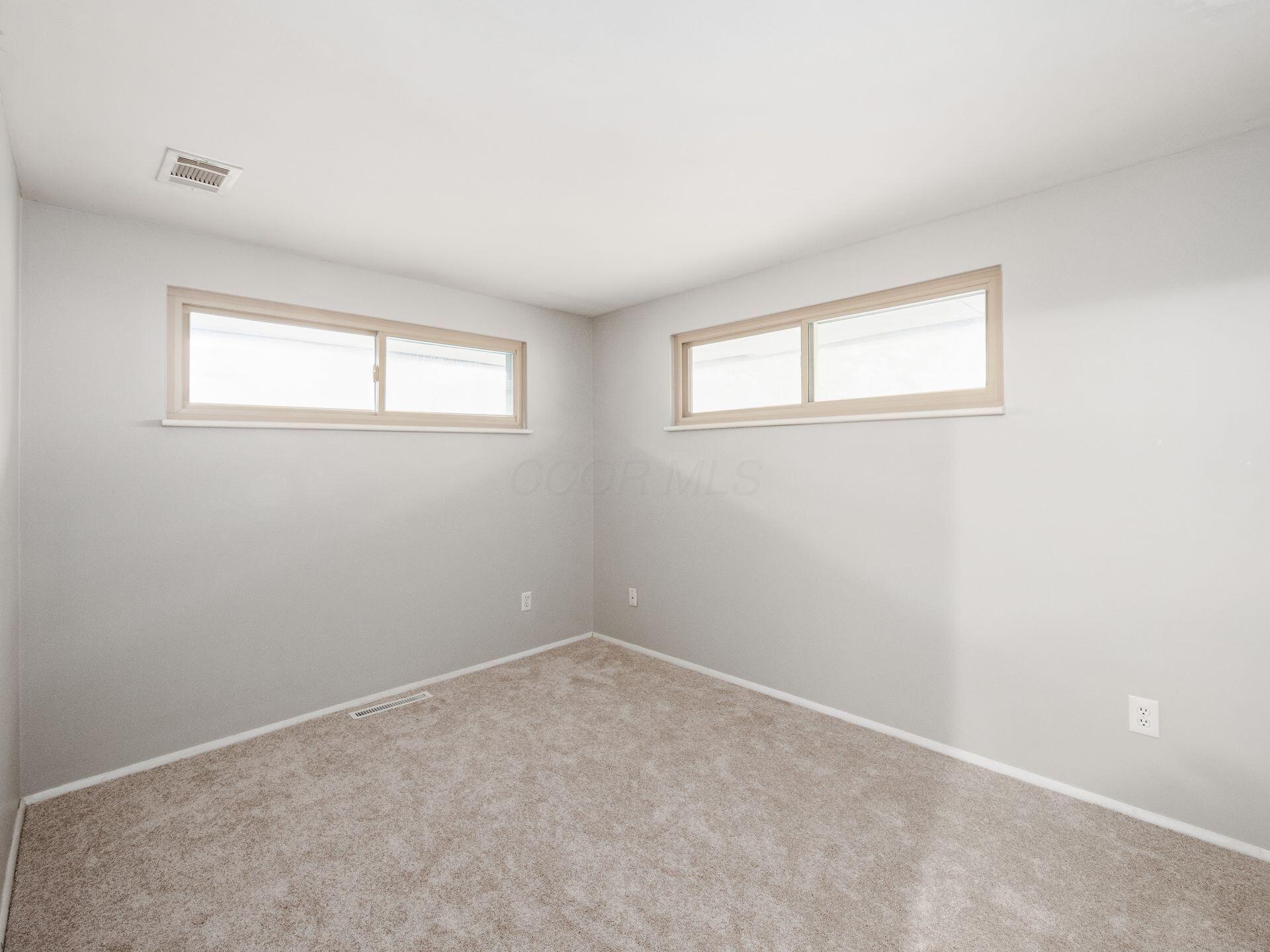 5527 Oslo Drive