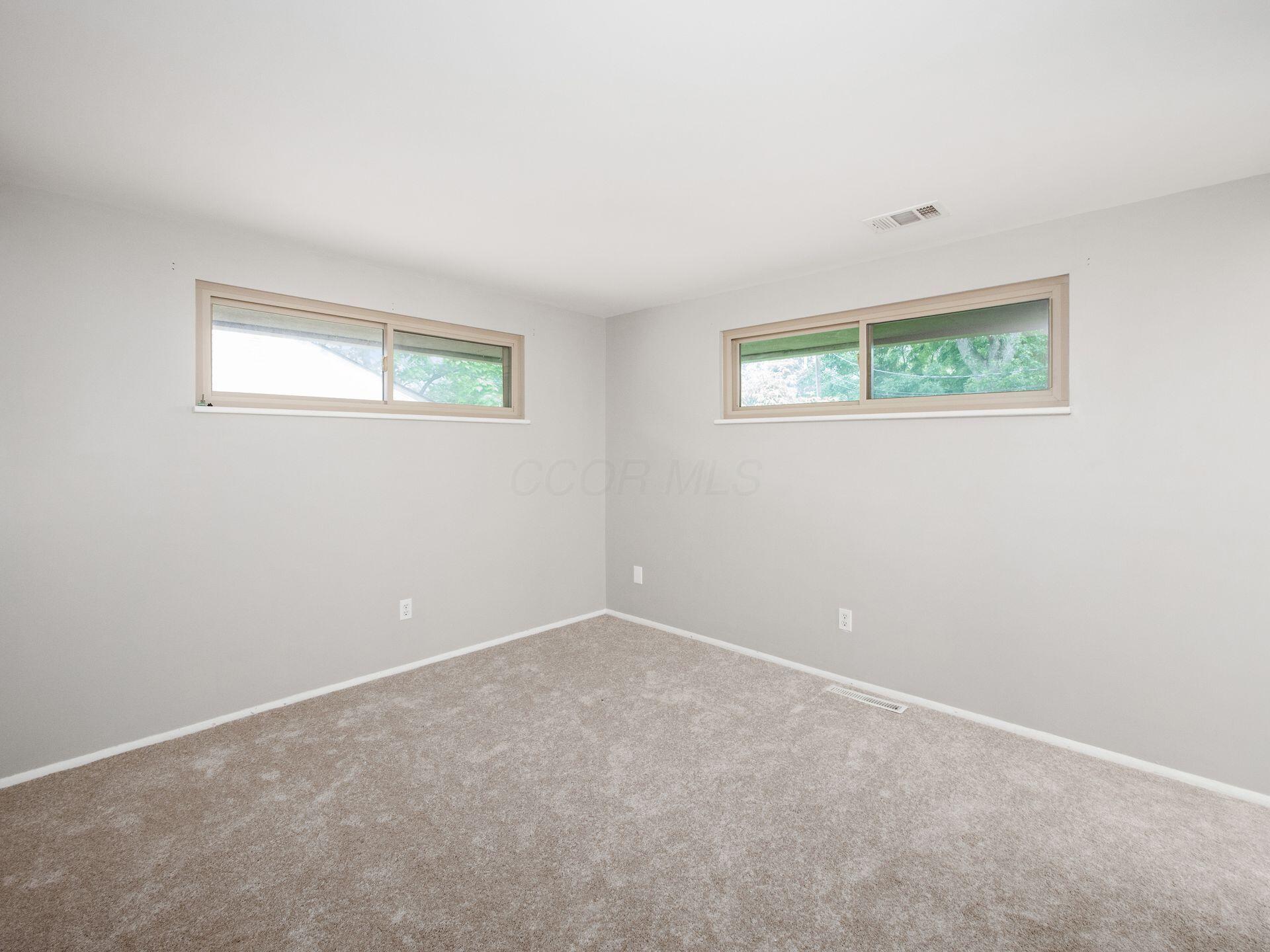 5527 Oslo Drive