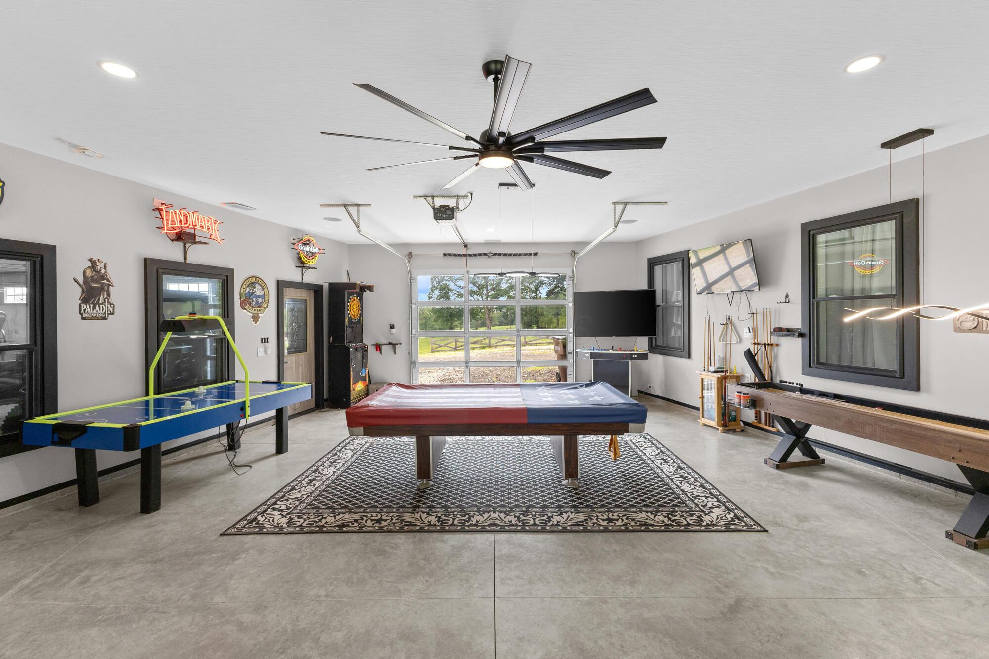 16265 Fredericktown Amity Road