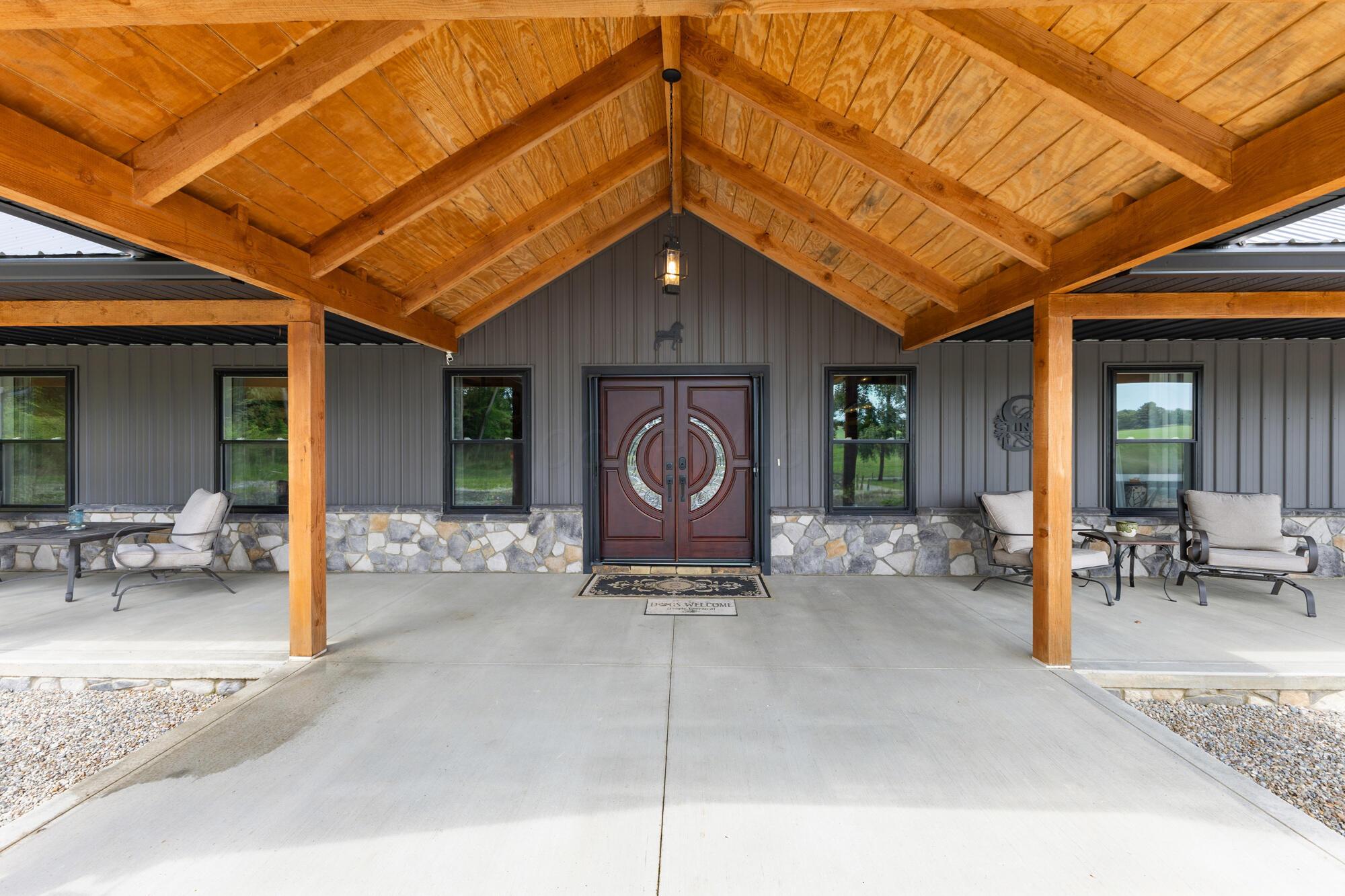 16265 Fredericktown Amity Road