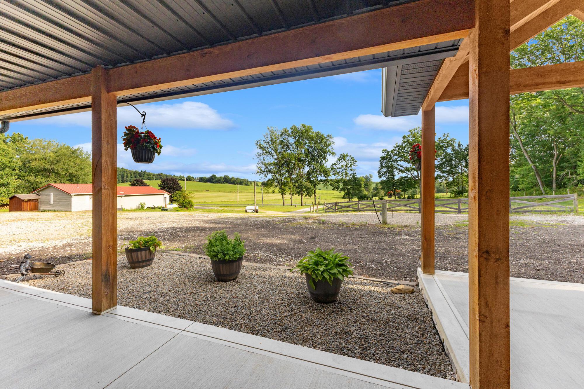16265 Fredericktown Amity Road