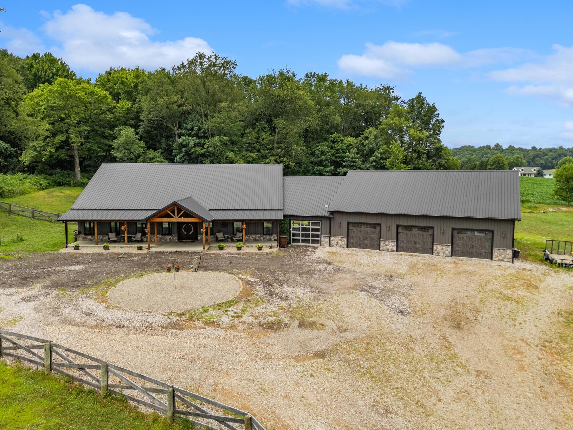 16265 Fredericktown Amity Road