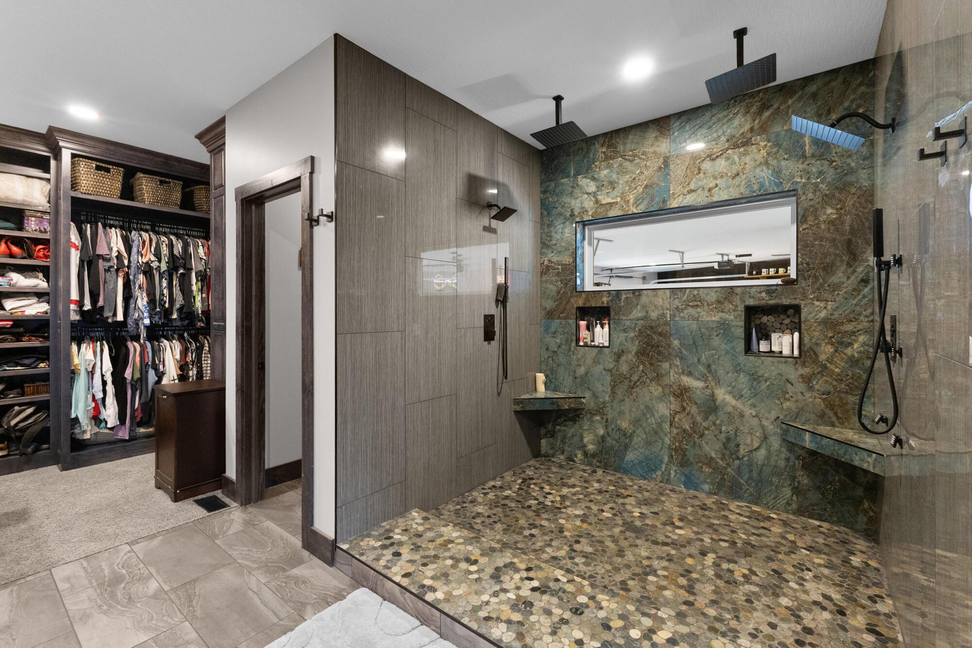 16265 Fredericktown Amity Road