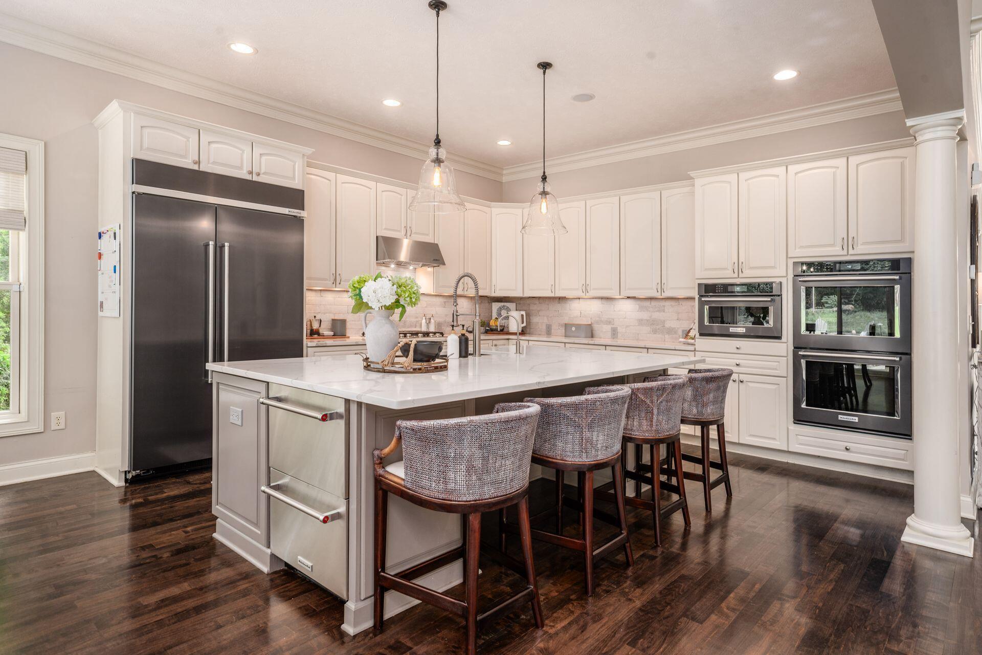 5598 Lynbrook Lane